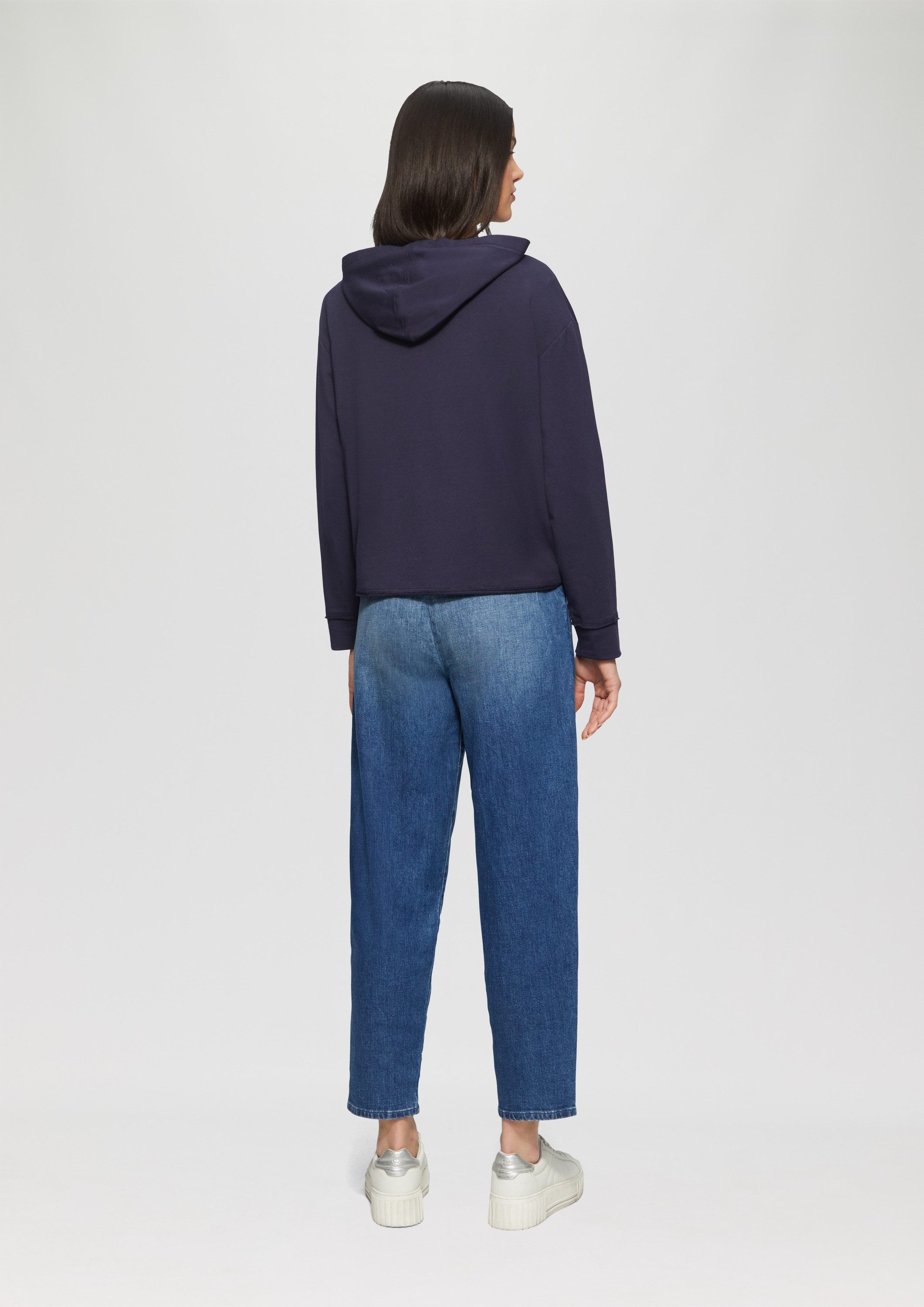 s.Oliver Sweatshirt Sweatshirt Weiches Kapuzen-Sweat mit Herz-Stickerei