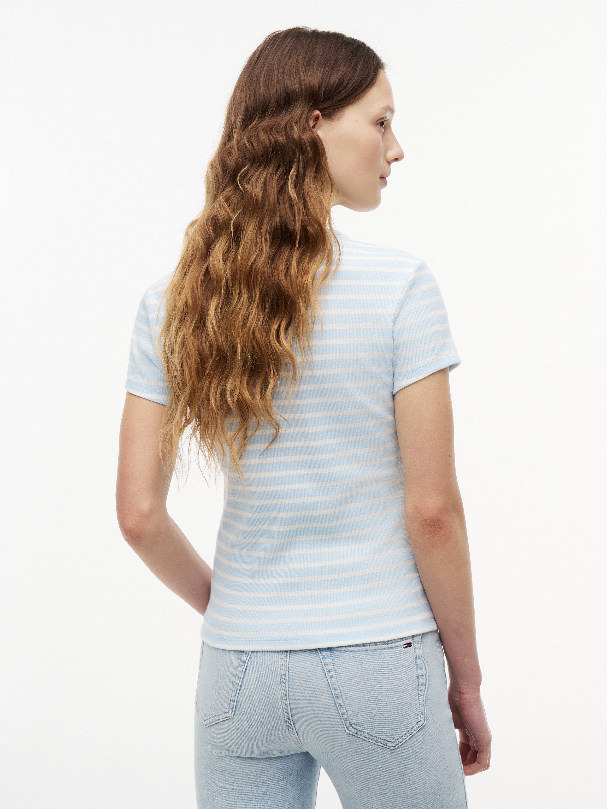 Tommy Jeans Kurzarmshirt TJW SLIM ESSENTIAL RIB SS EXT mit gerippter Struktur