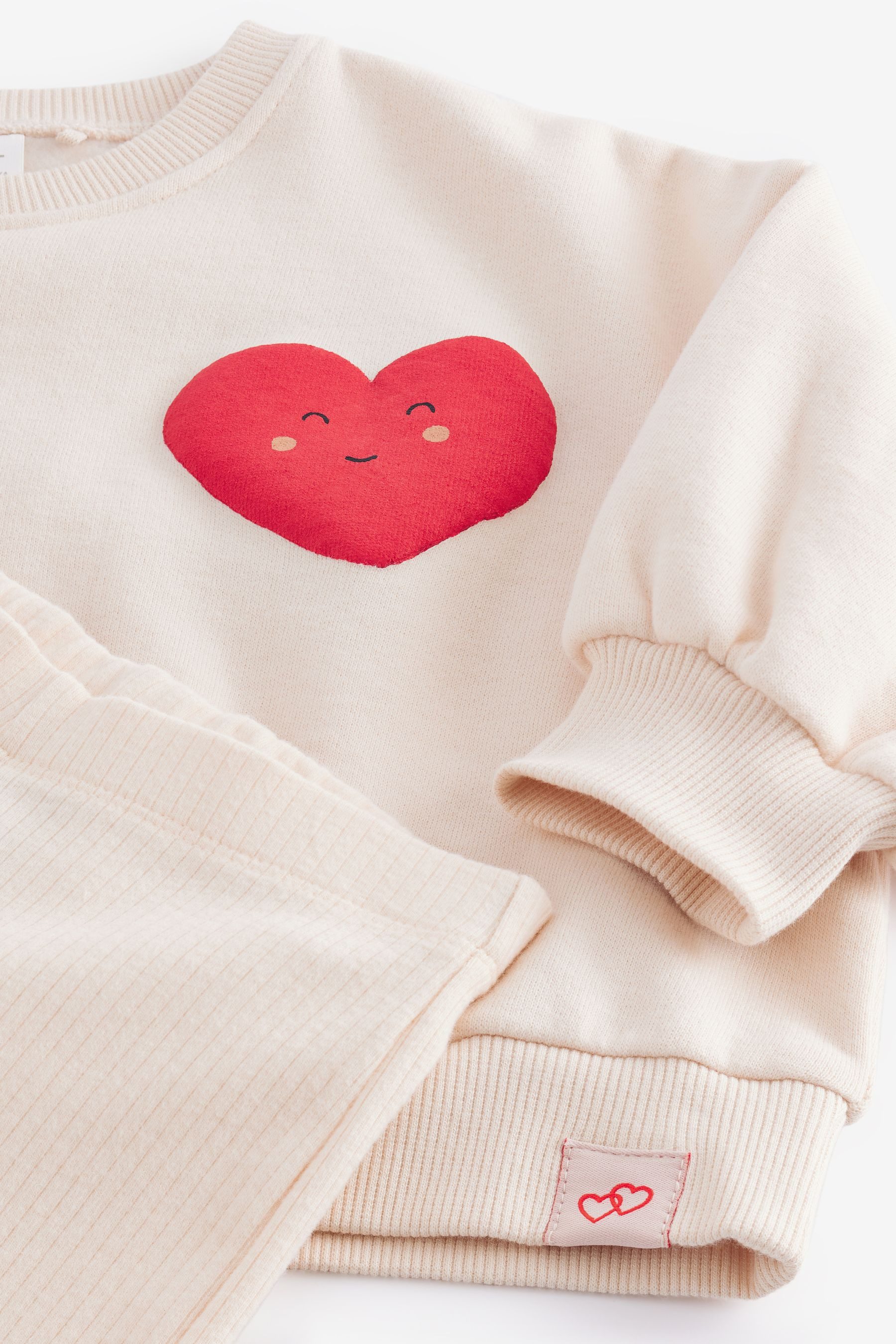 Next Sweatanzug Herz-Sweatshirt und Hose mit weitem Bein (2-tlg)