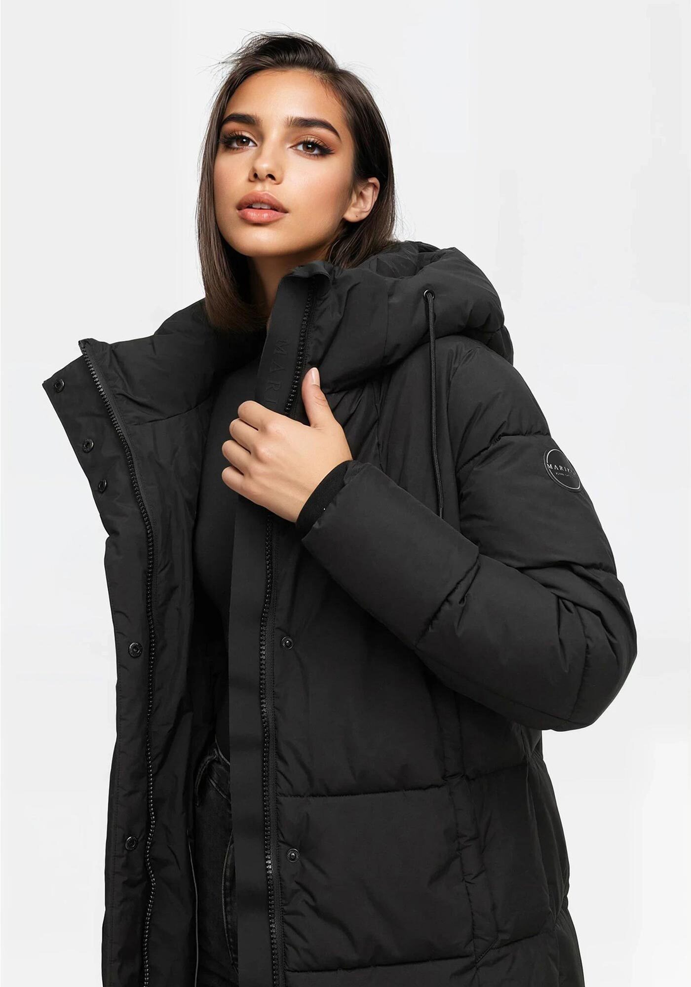 Marikoo Winterjacke Tabiaa Bewegungsschlitz am unteren Saum