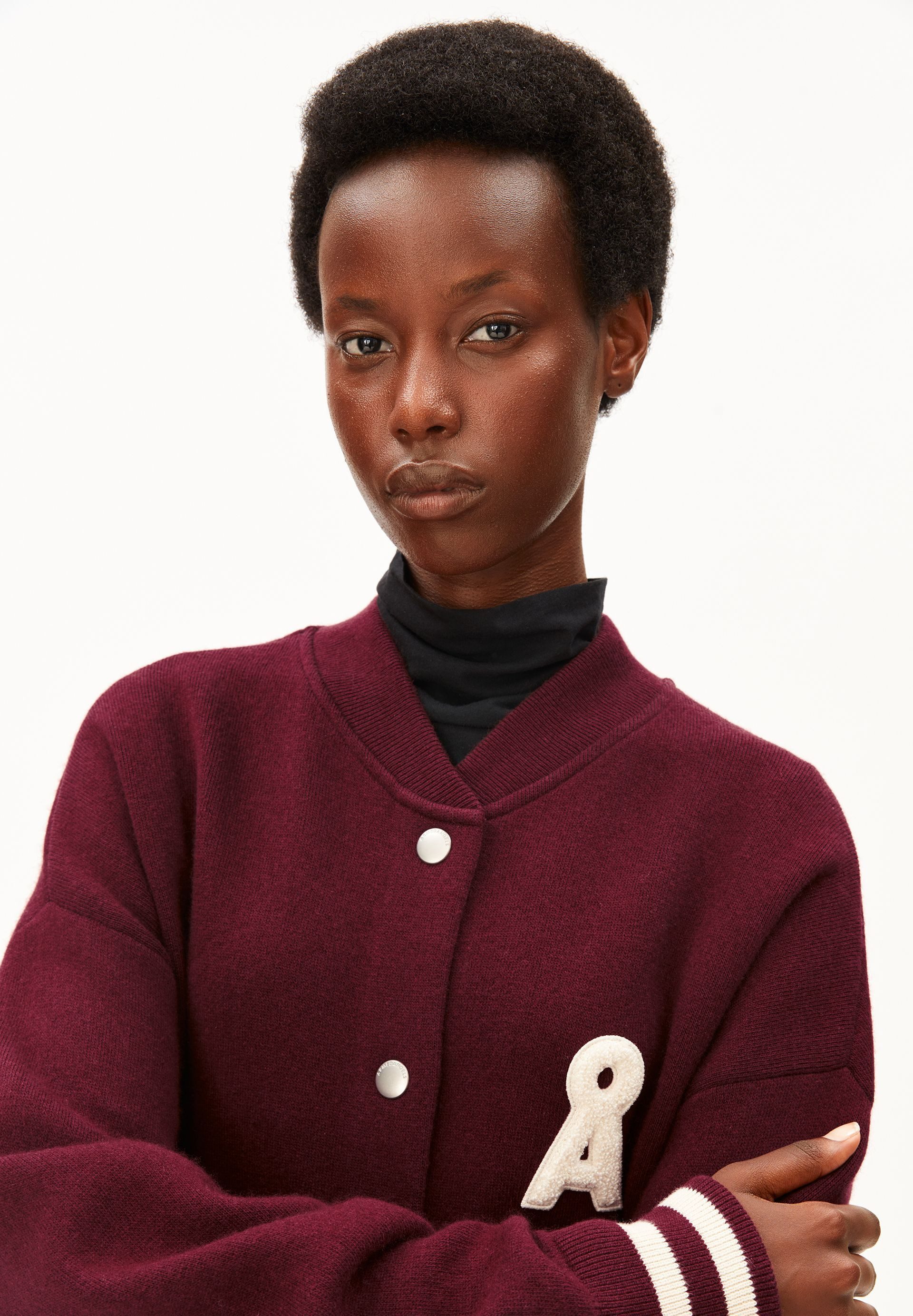 Armedangels Cardigan ICONIC Å AALISON Collegejacke aus Bio-Woll Mix (Blousonkragen, Oversized Fit) – Bild 3 von 5