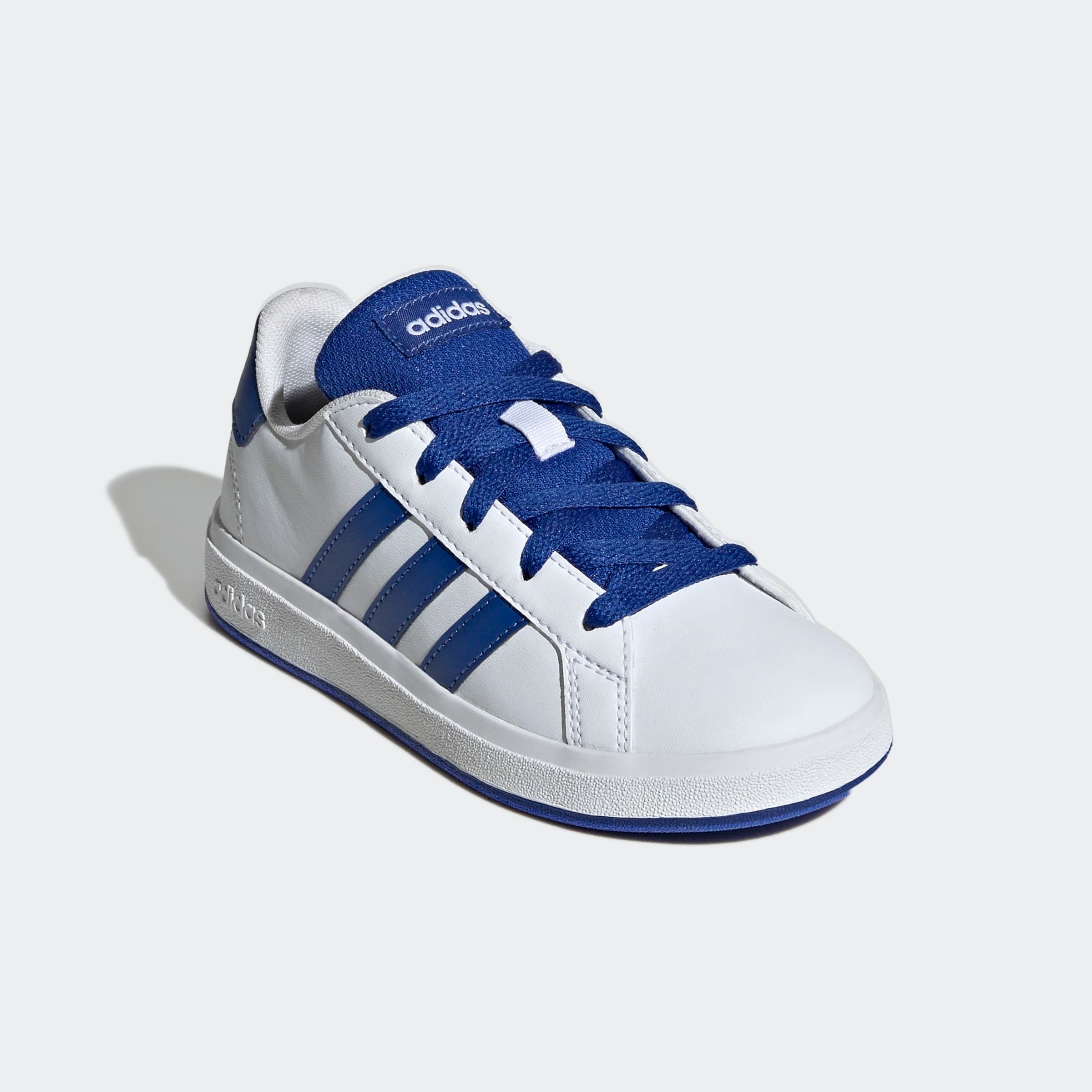 adidas Sportswear GRAND COURT LIFESTYLE TENNIS LACE-UP Sneaker Design auf den Spuren des adidas Superstar, für Kinder