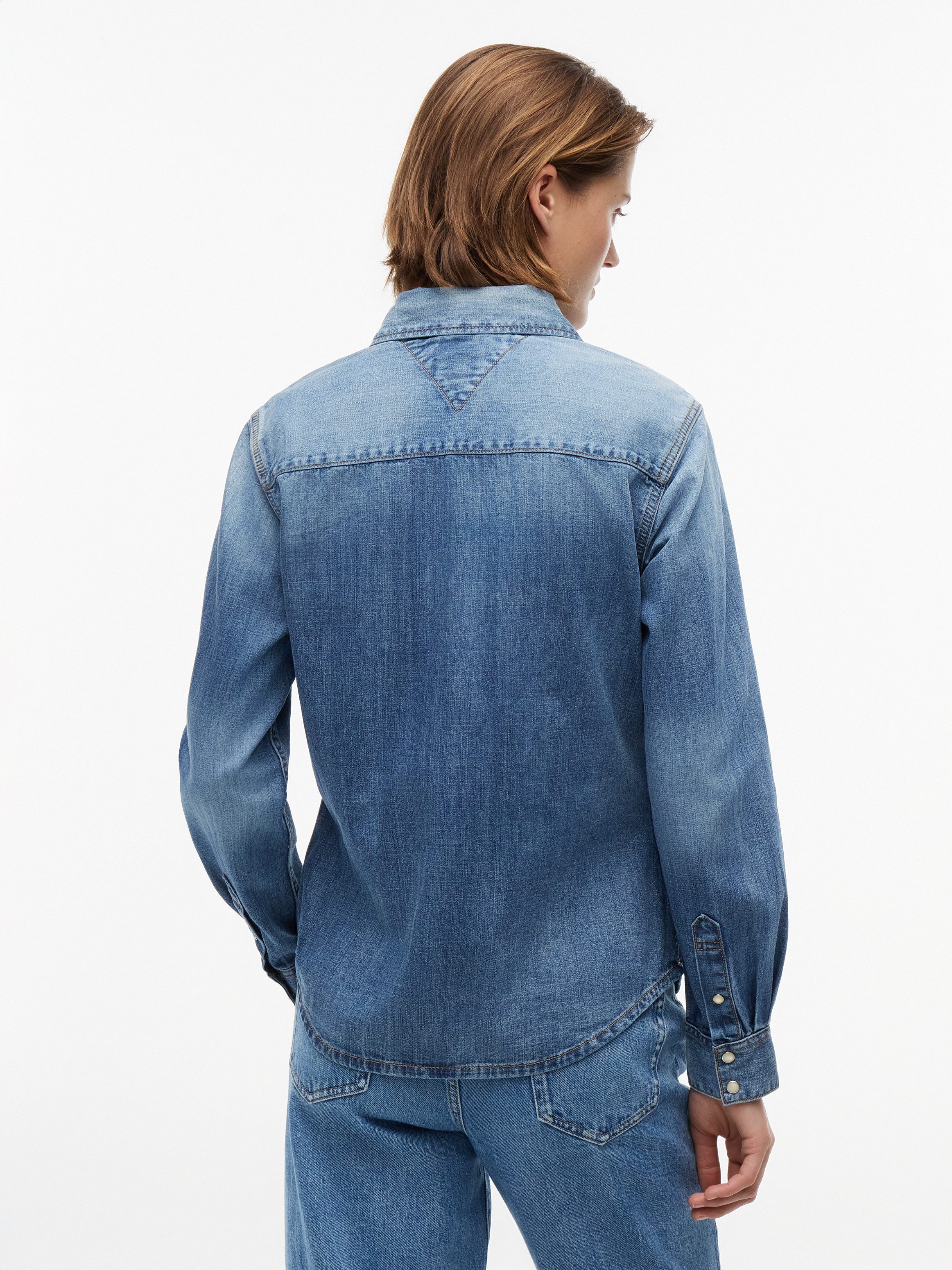 Tommy Jeans Jeansbluse WMN REGULAR SHIRT EXT Baumwolle, regular fit, Brusttaschen