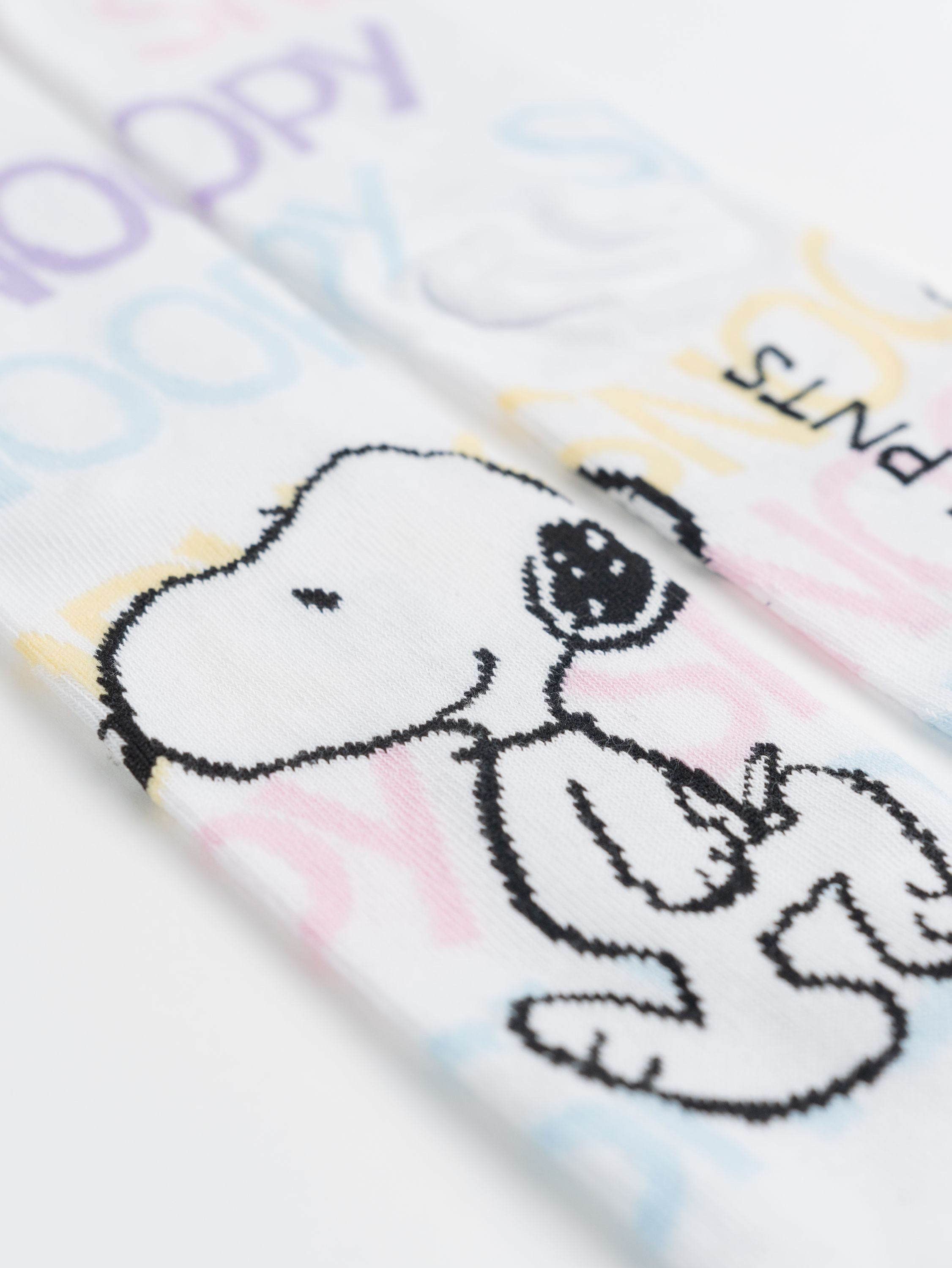 United Labels® Socken The Peanuts Snoopy Socken Sneaker Strümpfe (5er Pack) 38-43