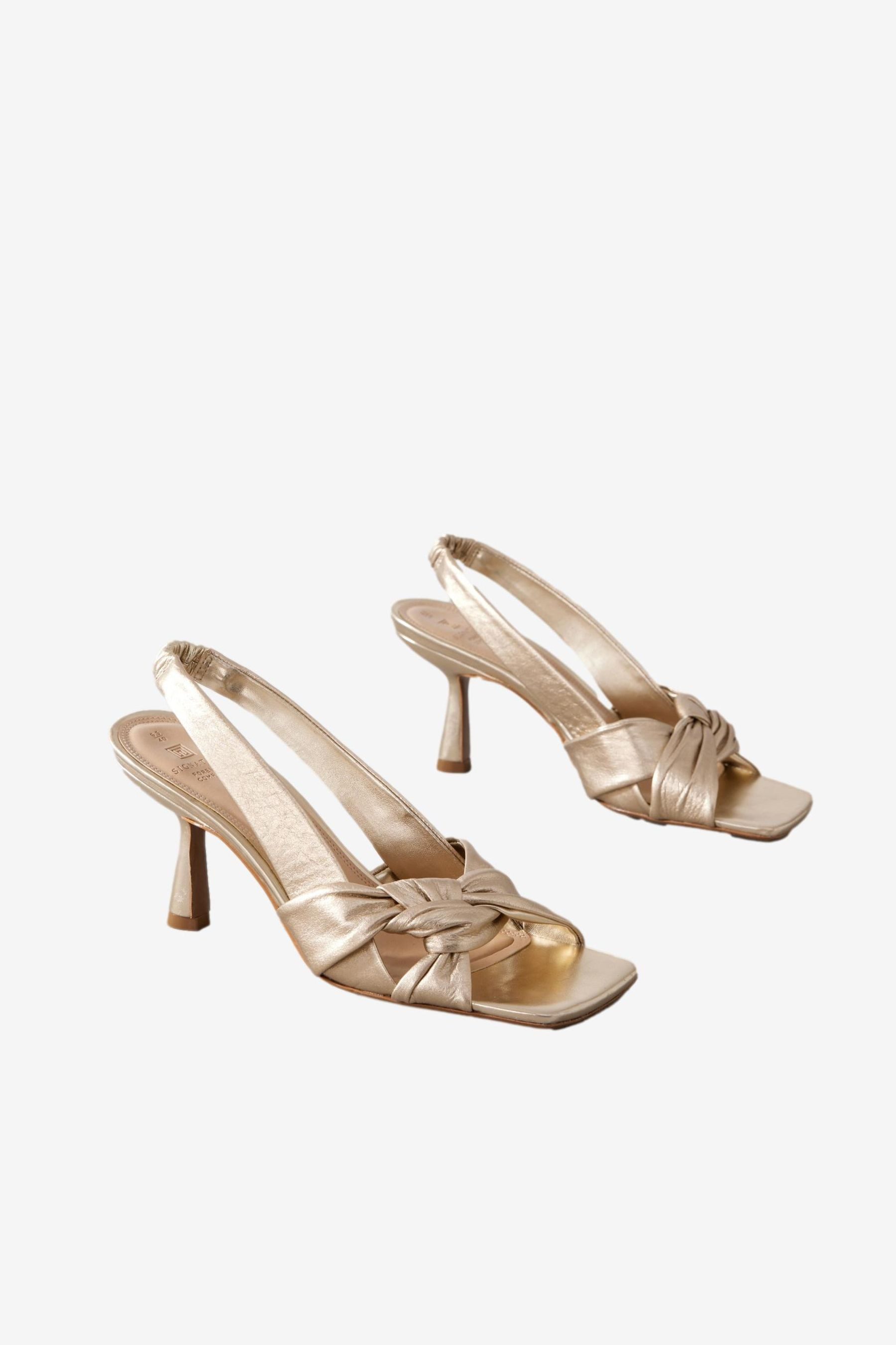 Next Signature eckige Ledersandalen mit Seitenknoten günstig online kaufen