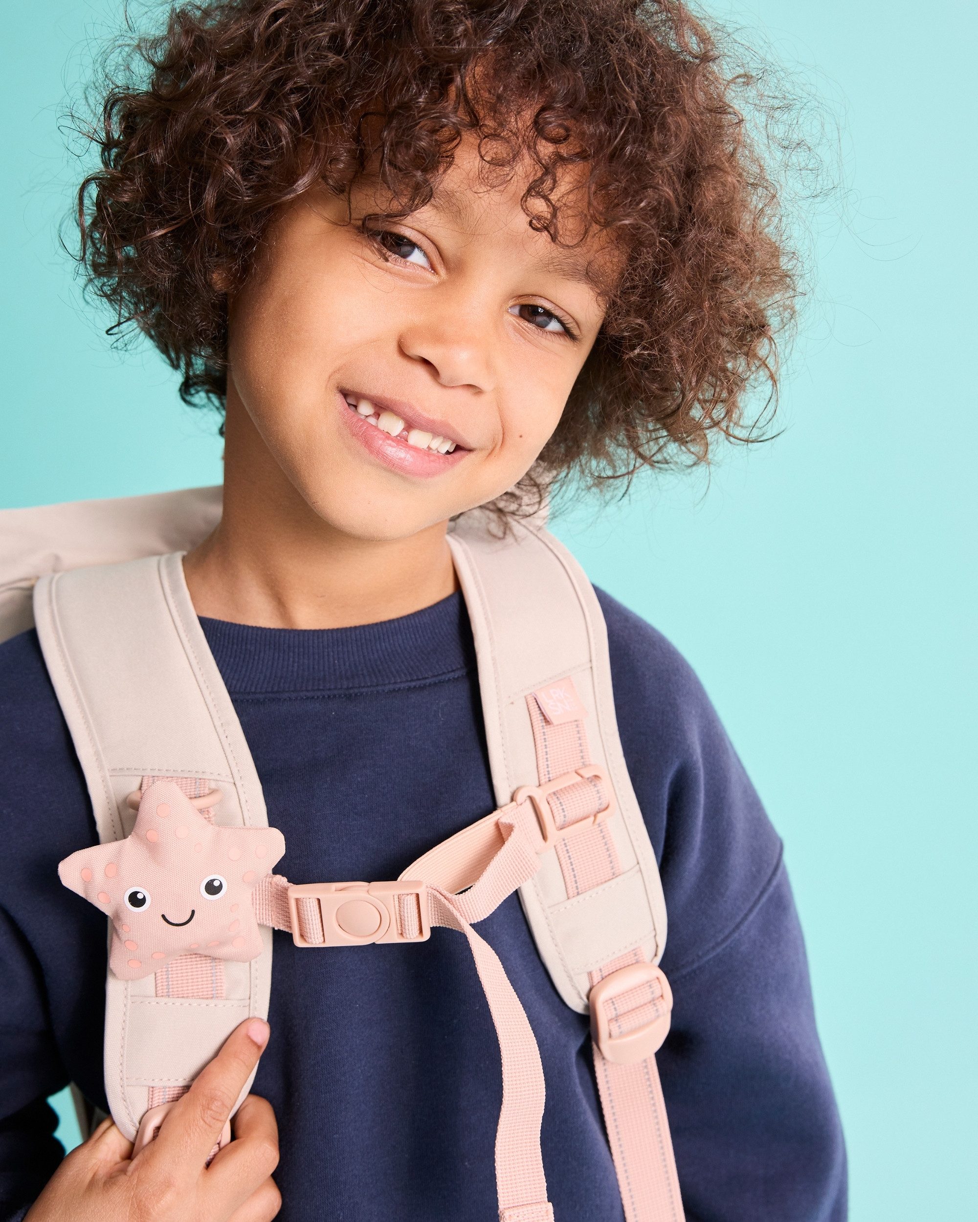 LARKSON Kinderrucksack Kjell Rucksack für Mädchen & Jungen, Rolltop Kinderrucksack mit Brustgurt