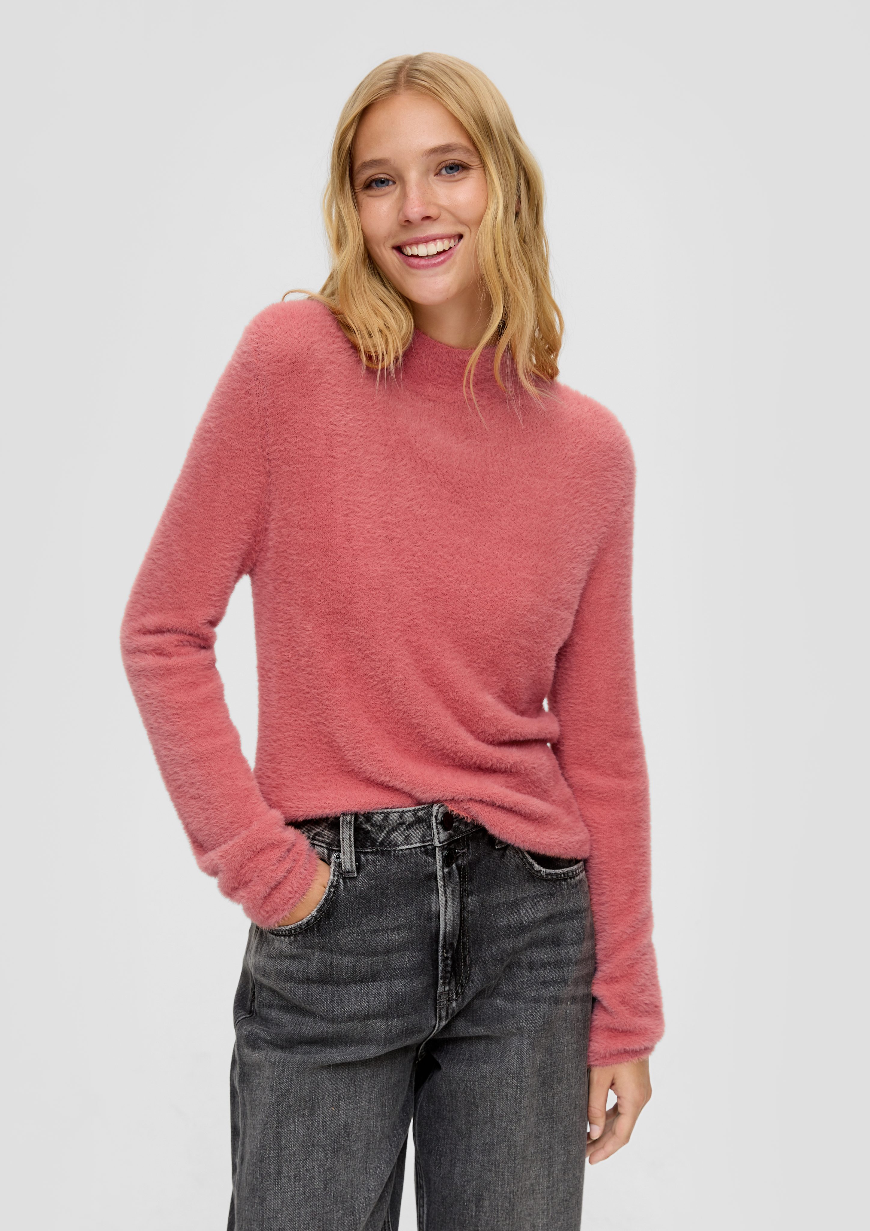 QS Strickpullover Kuscheliger Strickpullover Logo günstig online kaufen