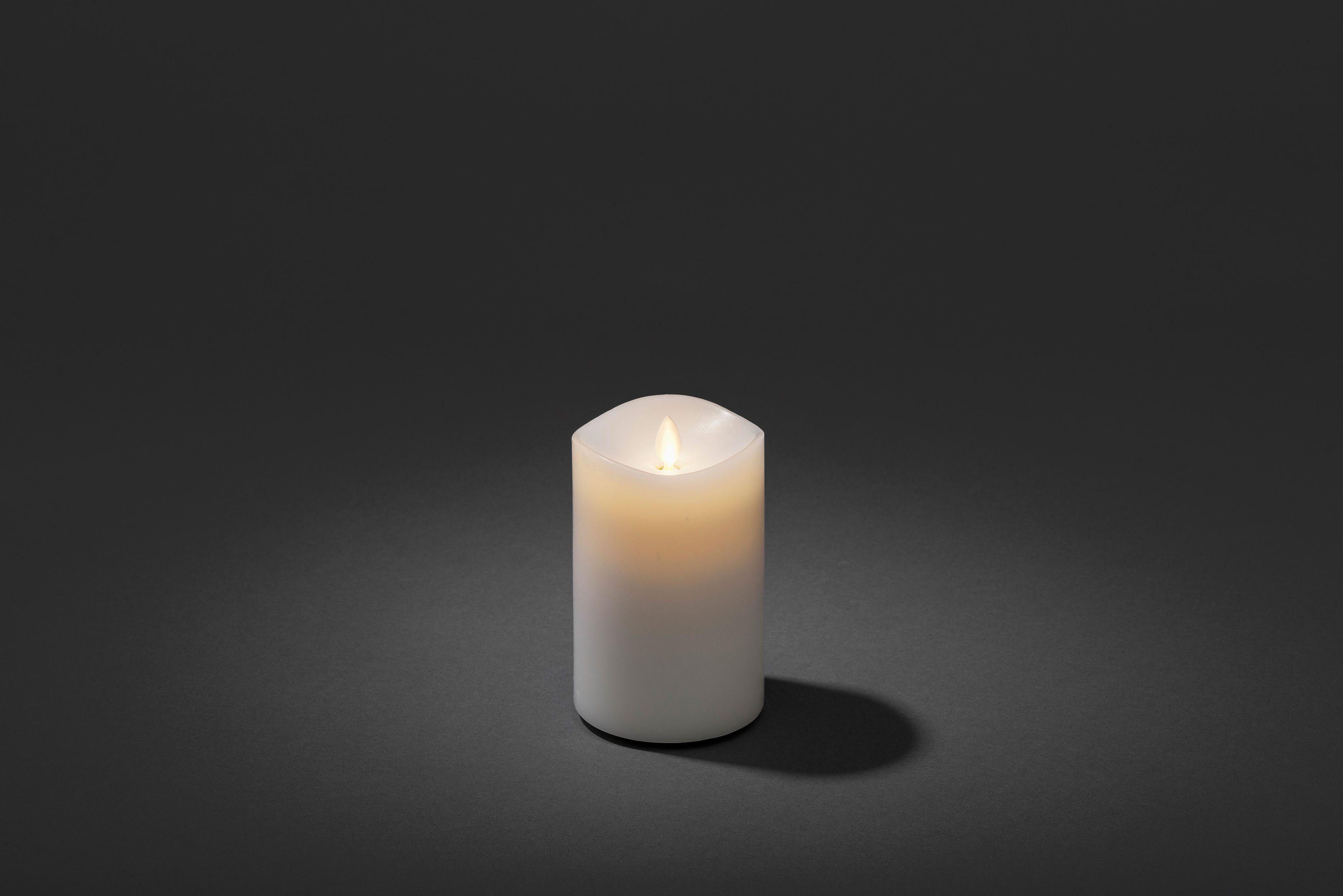 KONSTSMIDE LED-Kerze (1-tlg), Duftkerze, weiß, cm, mit 13 Ø Lavendel-Duftpad, ca. flackernd, H. cm 9