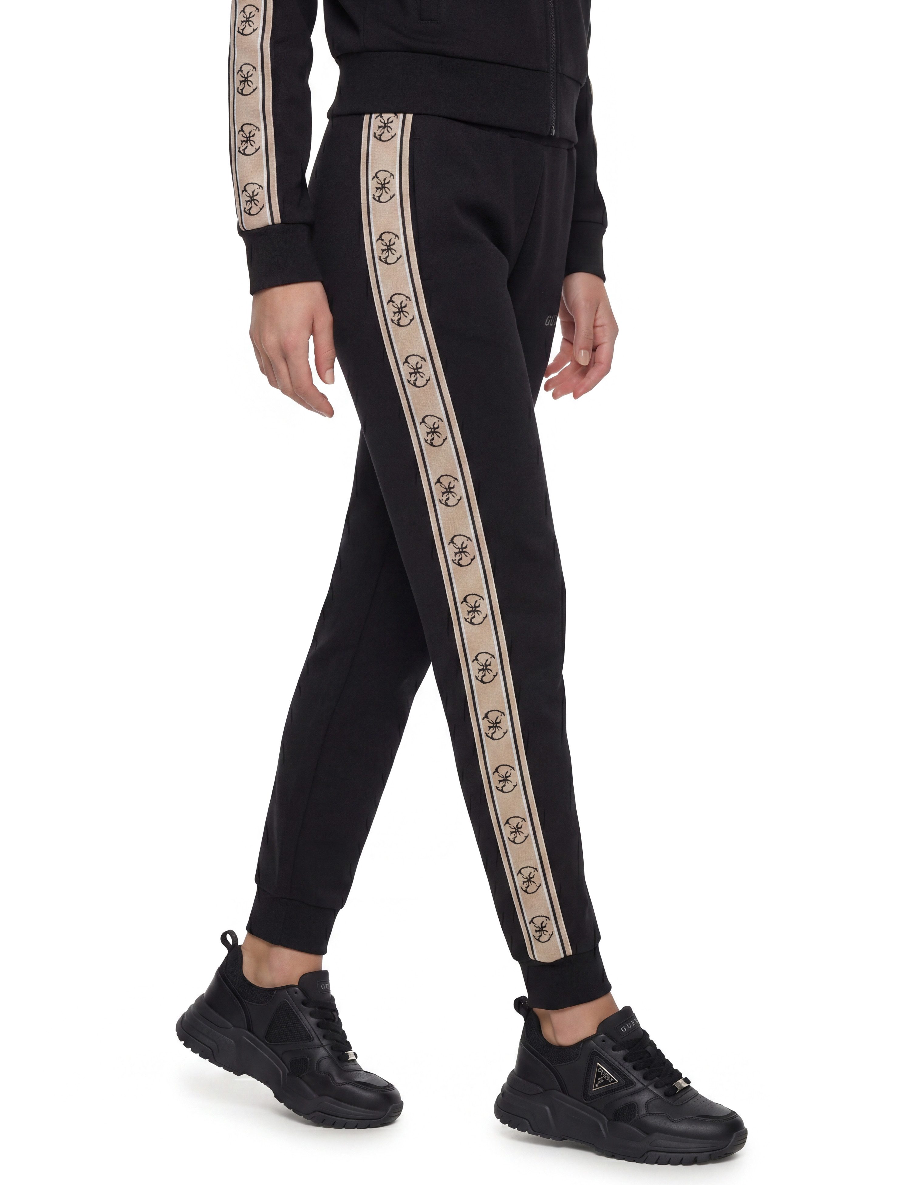 Guess Jogginghose BRITNEY JOGGER mit seitlichem Logo-Tape, Slim Fit