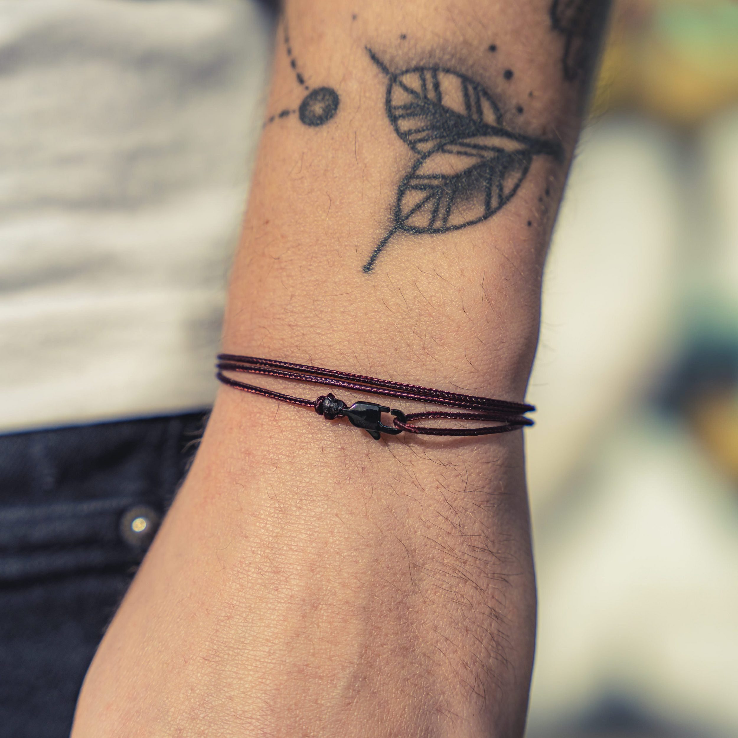 Made by Nami Armband Karabiner Wickelarmband - Weinrot Schwarz (Einzelartikel)
