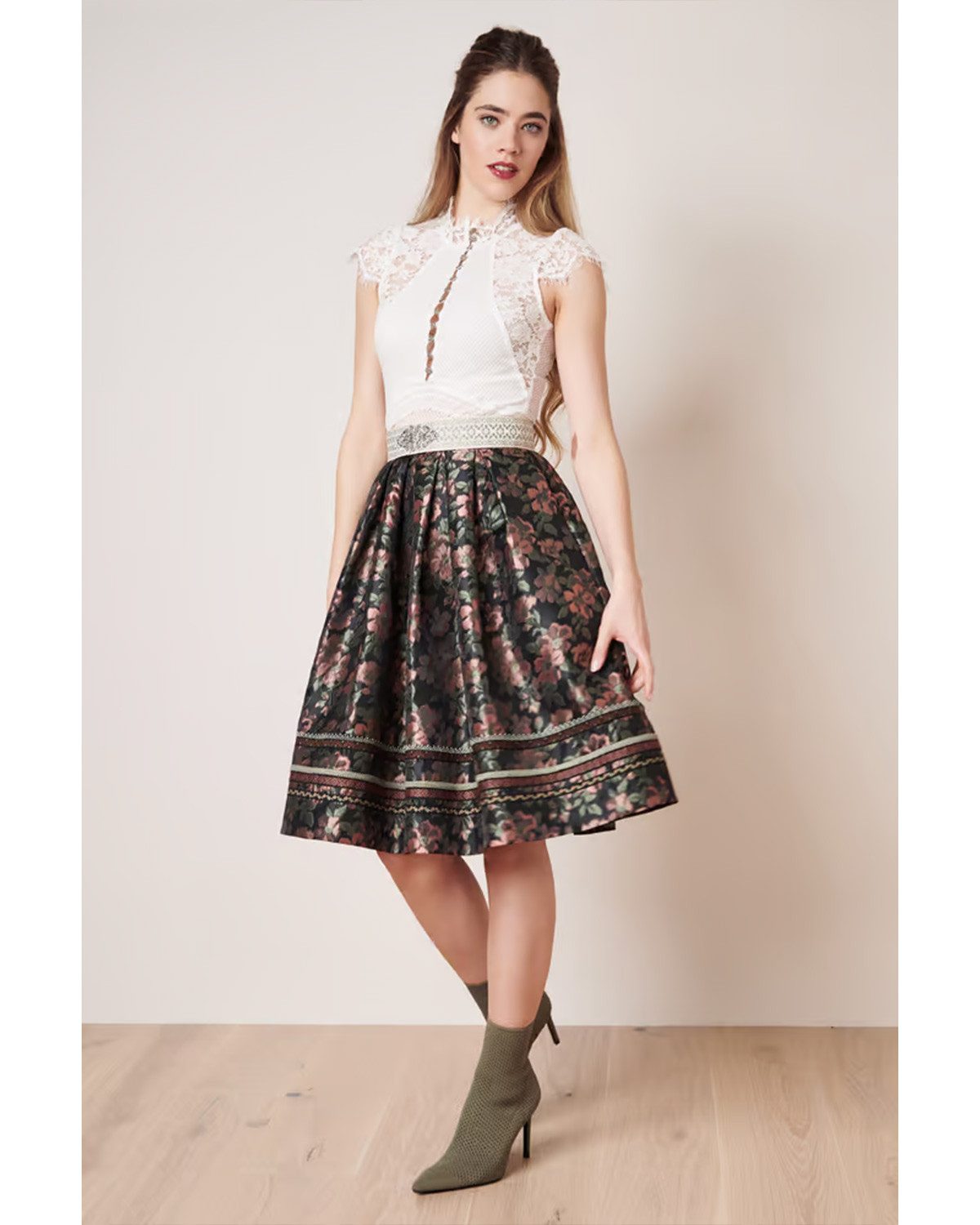 KRÜGER COLLECTION Body Trachtenshirt 'Millie' mit Spitze 282165, Ecru