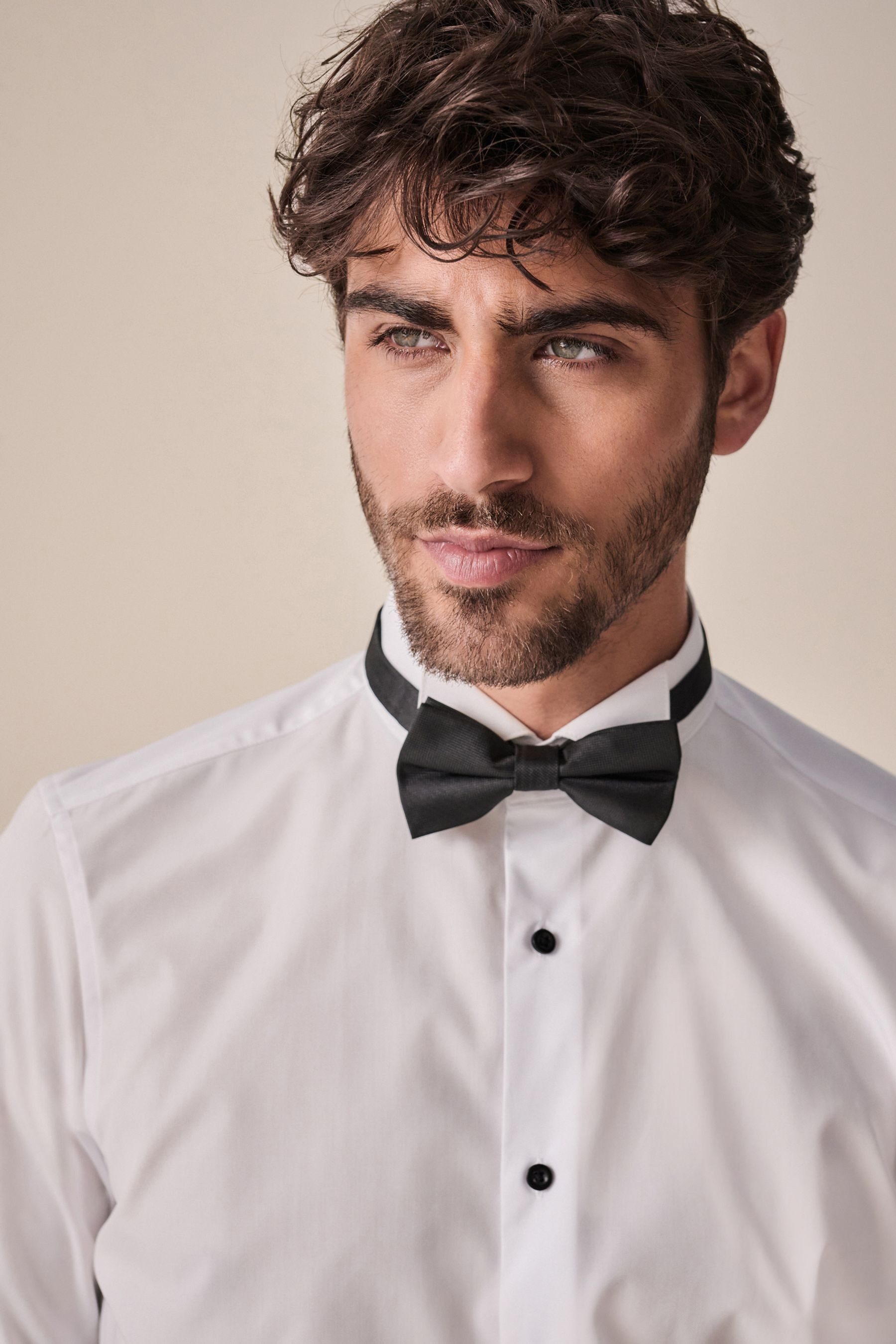 Next Smokinghemd Elegantes Skinny Fit Hemd mit Fliege im Set (2-tlg)