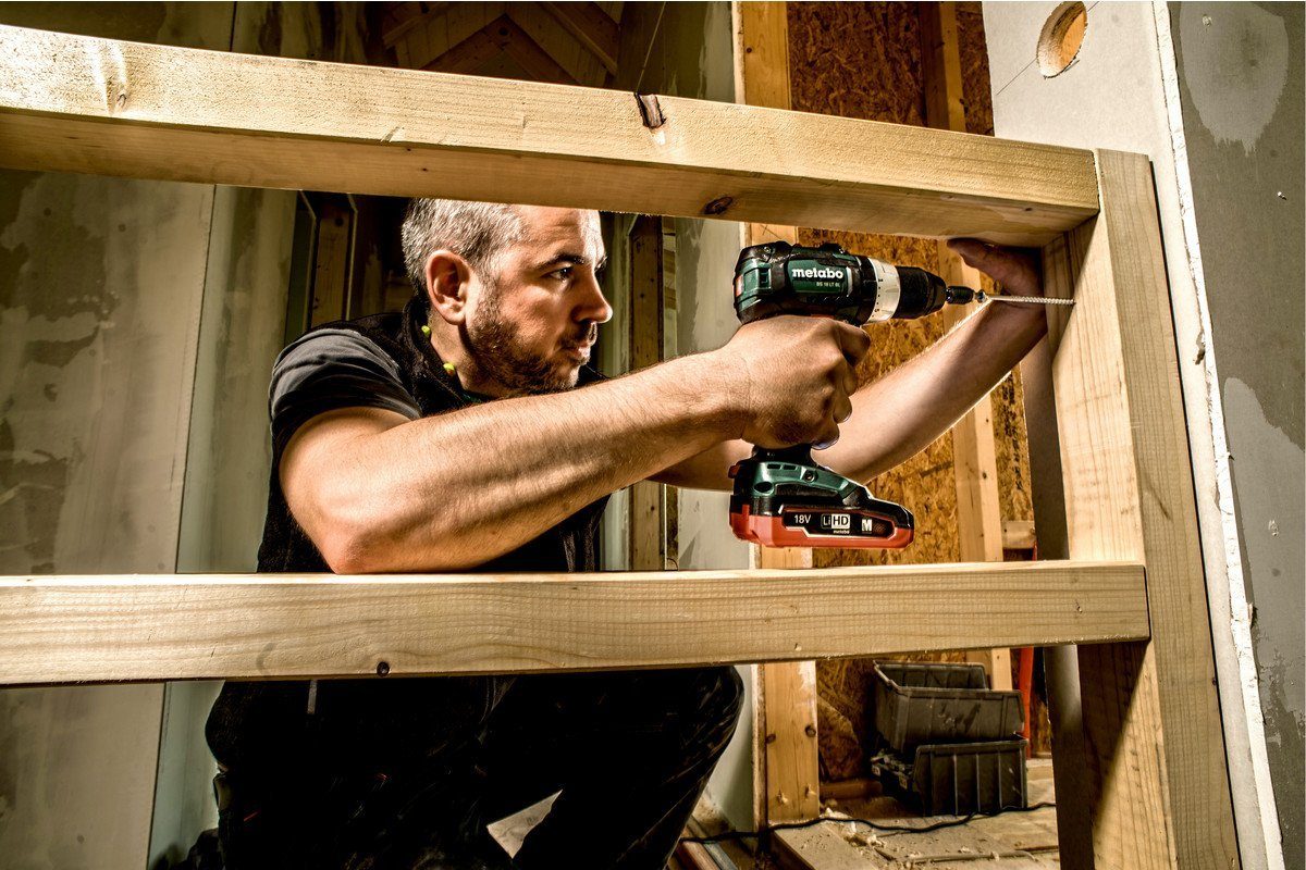metabo Akku-Bohrschrauber BS 18 LT BL, 18 V, Bohrmaschine 2 x 4 Ah LiHD im Kunststoffkoffer