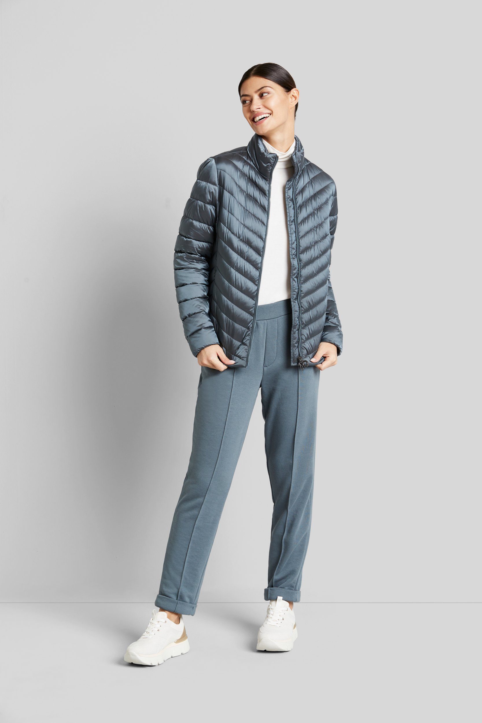 bugatti Langjacke mit femininem Steppbild