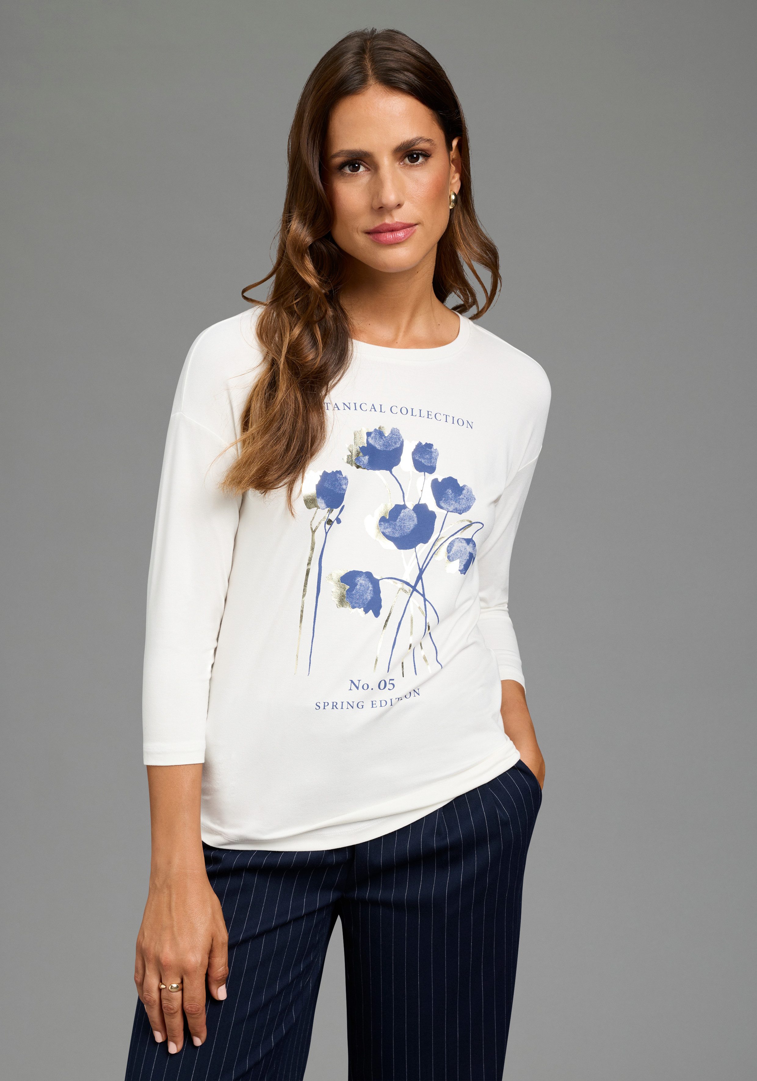 laura scott 3/4-Arm-Shirt mit floralem Frontprint und figurumspielende Passform, Rundhalsausschnitt ohne Kragen