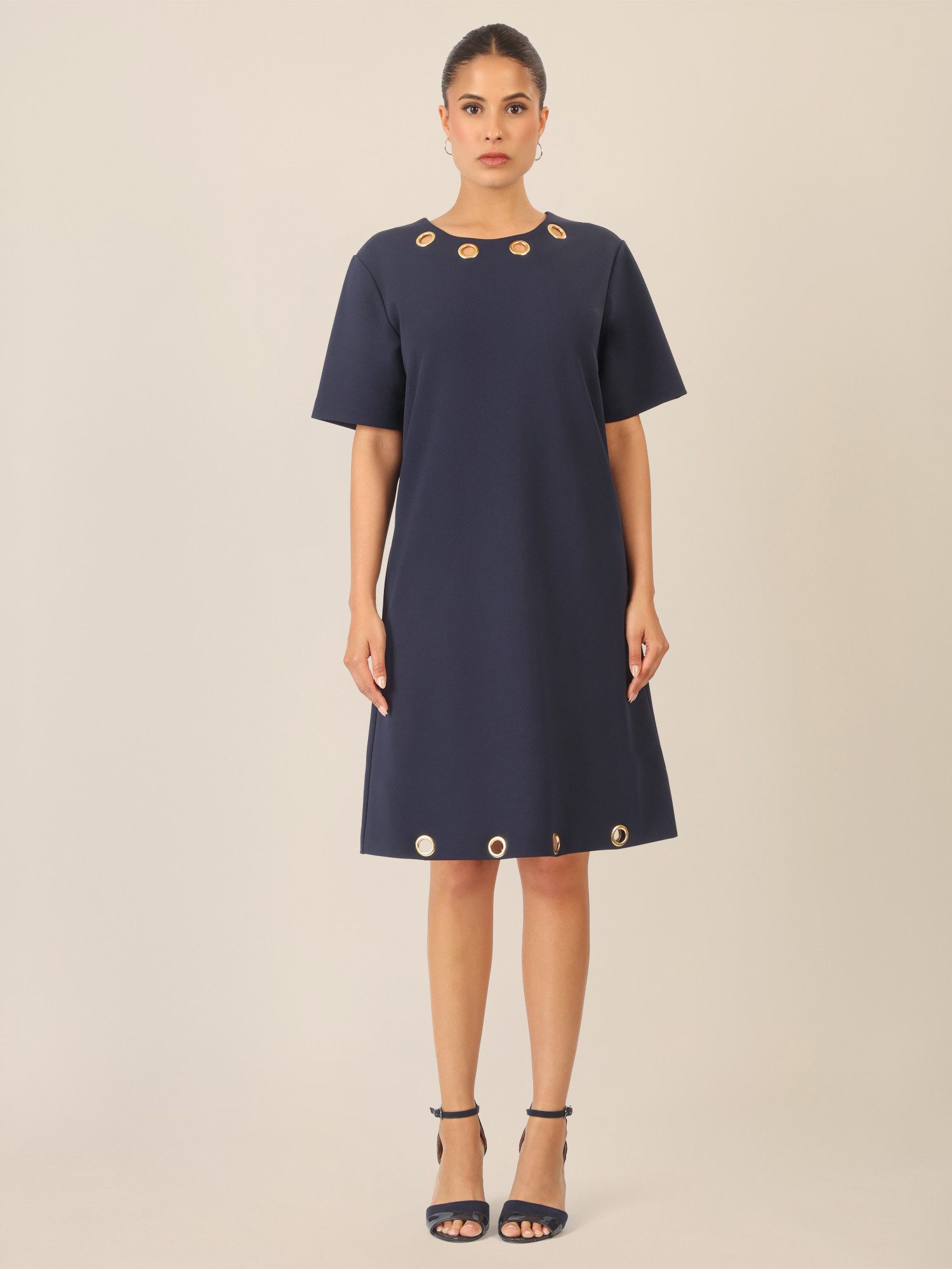 Apart Midikleid mit goldenen Ösendetails günstig online kaufen