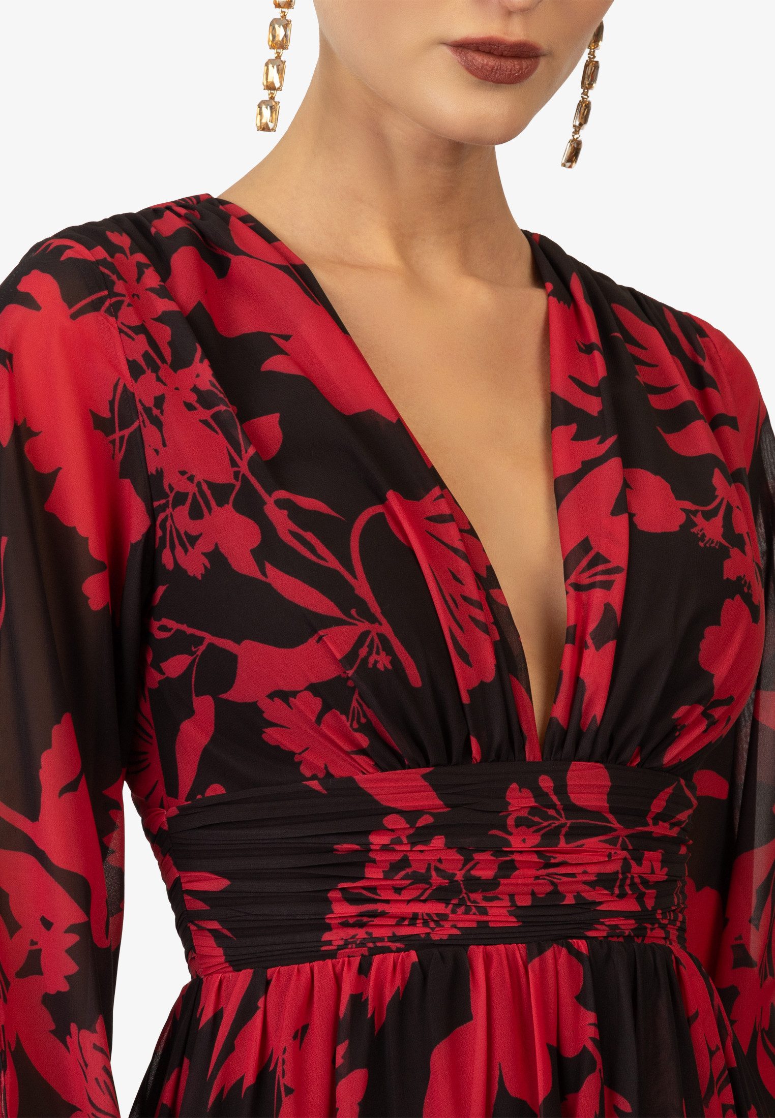 Kraimod Abendkleid mit V-Ausschnitt und langen Ärmeln