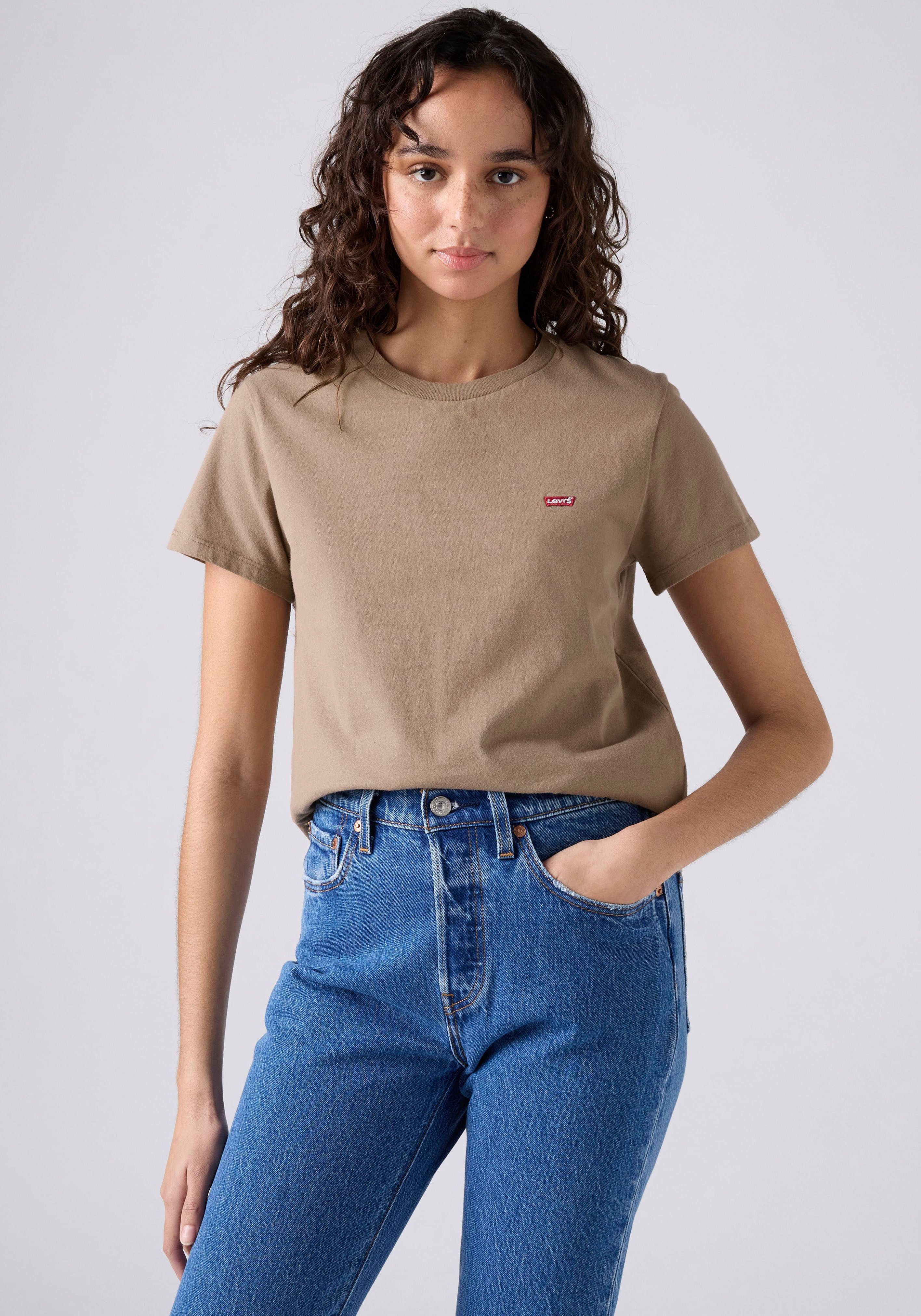 Levi's® T-Shirt TEE Minilogo mit kleiner Logostickerei