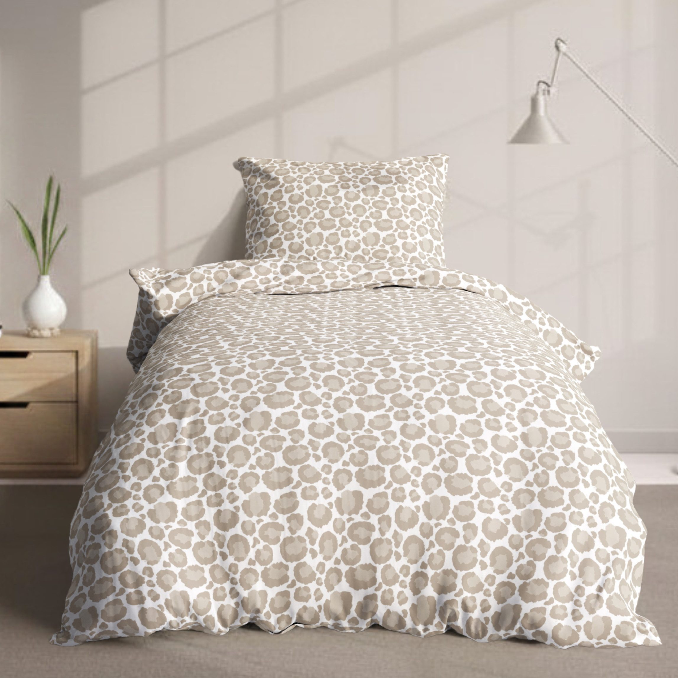 MTOnlinehandel Bettwäsche Leo Adventure in Renforcé, Weiß/ Beige/ Braun • Animal, 100% Baumwolle, 2 teilig, Bettwäsche- Set im Leo Look • Safari • Leopard