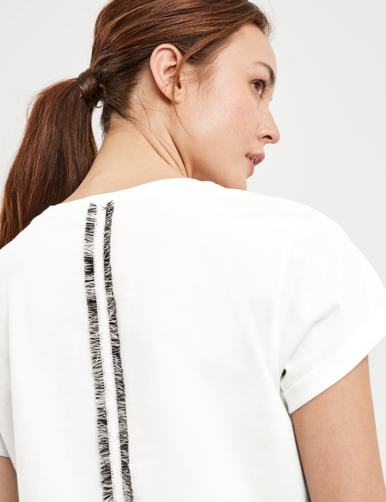 Kurzarmshirt im Rücken T-Shirt Deko-Tape mit Taifun