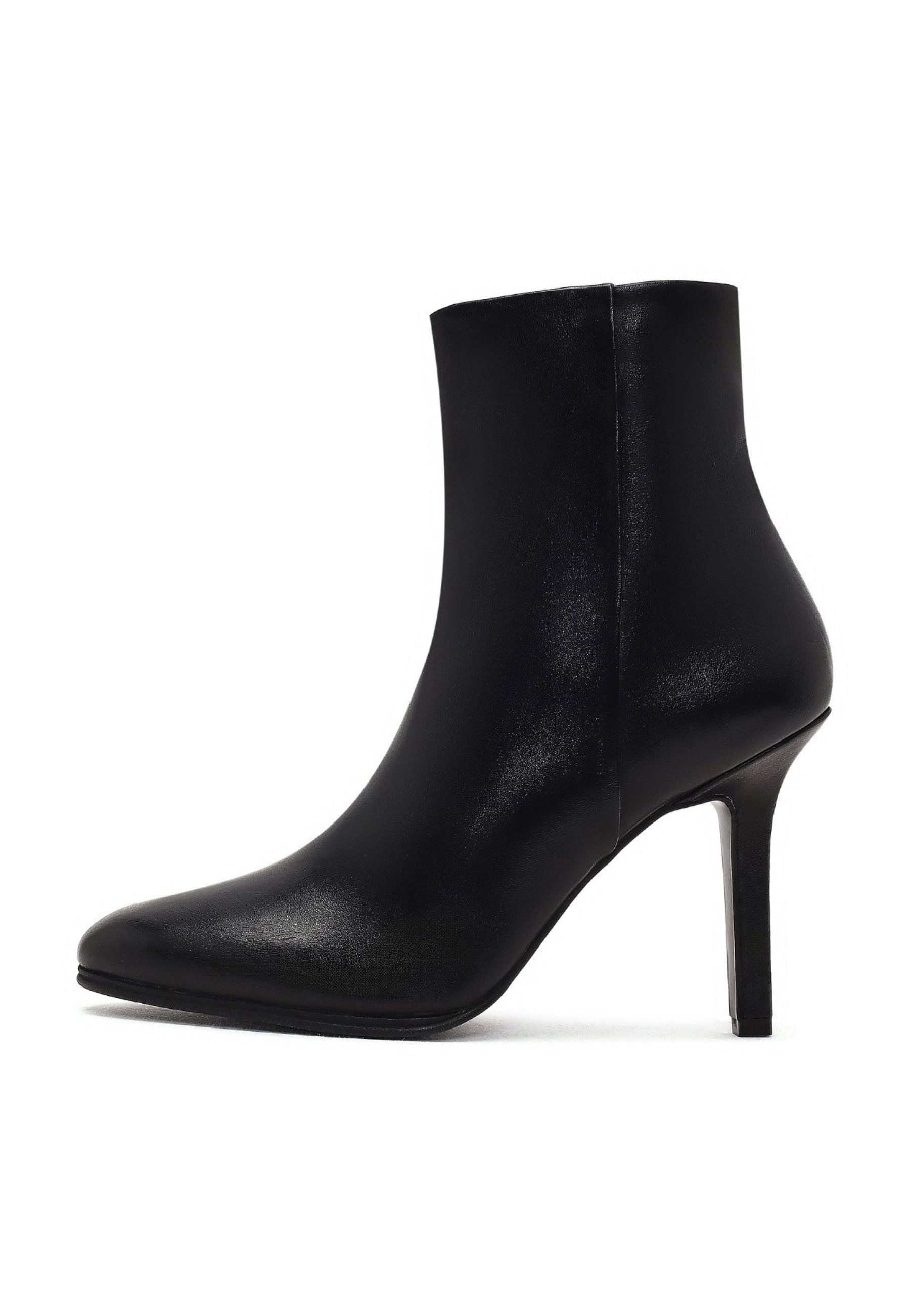 Absatz-Stiefeletten aus Leder Ankleboots