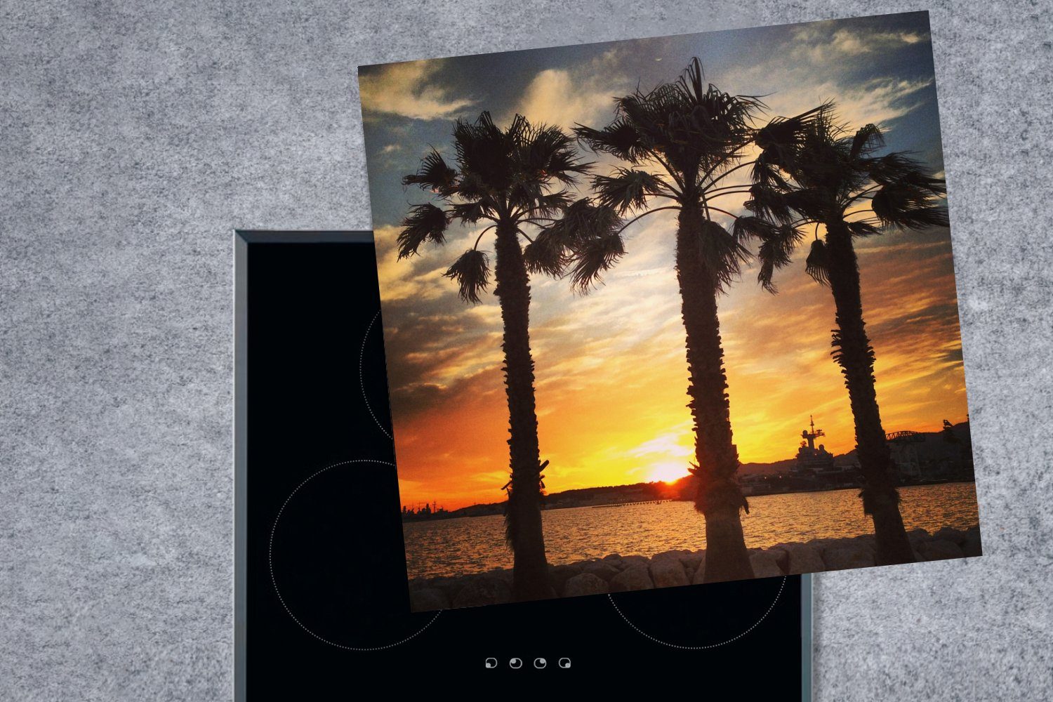 MuchoWow Herdblende-/Abdeckplatte Sonnenuntergang in cm, Palmen in Vinyl, Toulon Arbeitsplatte Ceranfeldabdeckung, Frankreich, der (1 78x78 für küche entlang tlg)