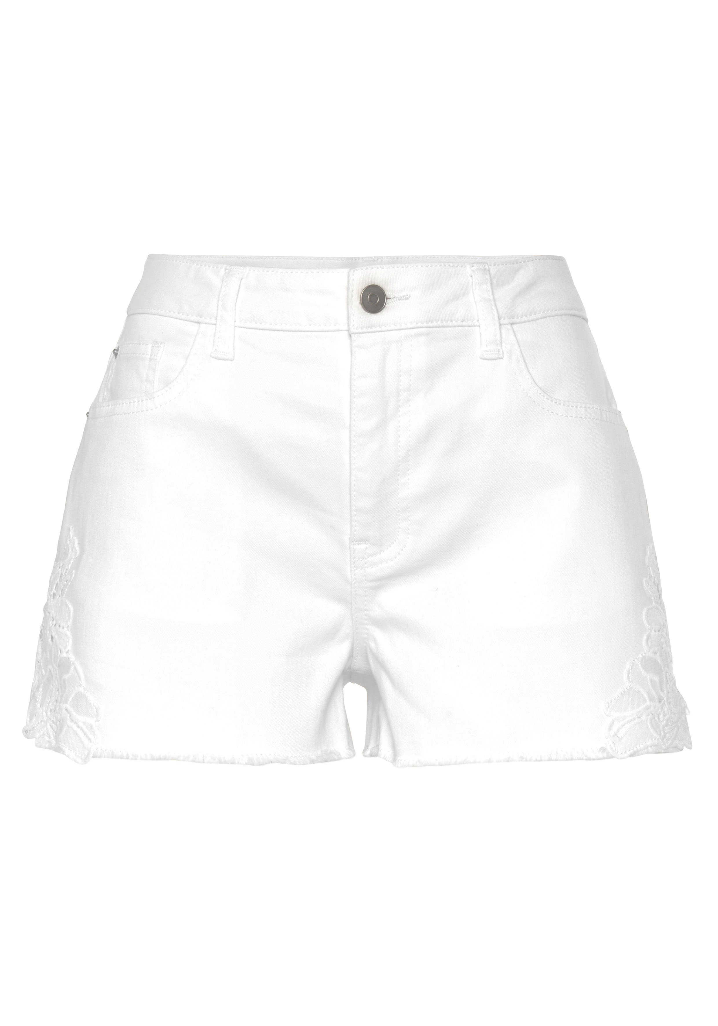 Vivance Jeansshorts mit Spitzendetail, kurze Hose, günstig online kaufen
