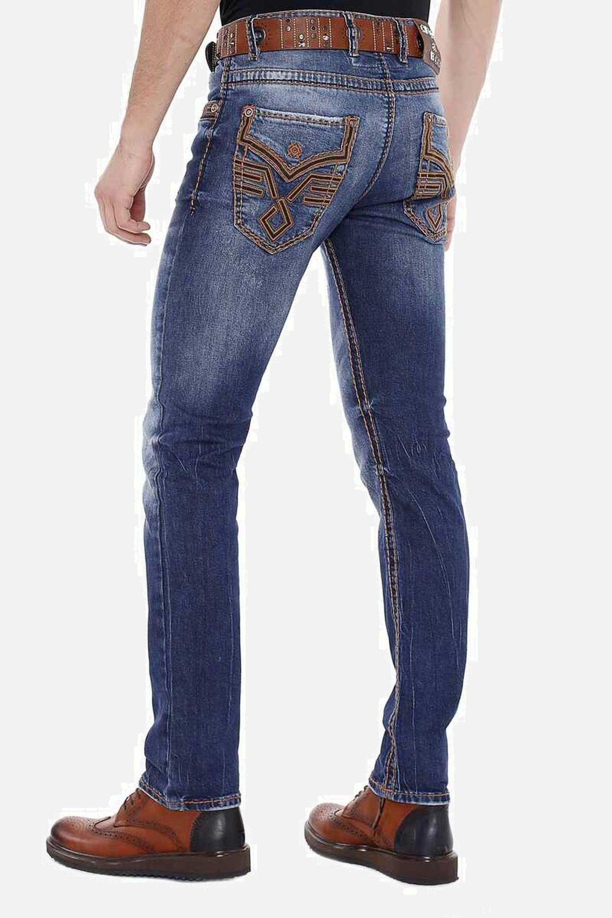 Cipo & Baxx Slim-fit-Jeans Jeans mit bestickten Gesäßtaschen, CD-483