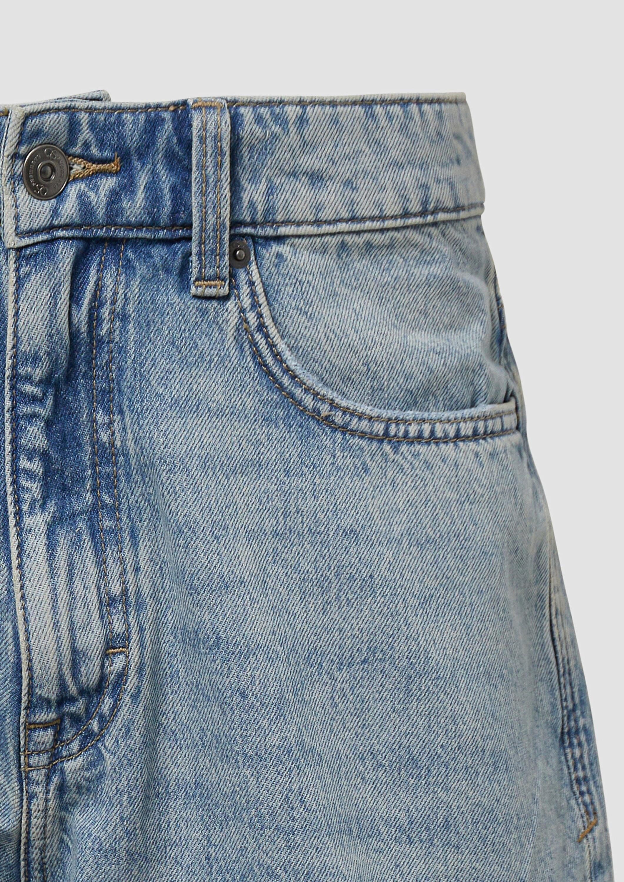QS Jeansshorts Jeans-Bermuda Denimshorts / Loose Fit / Mid Rise