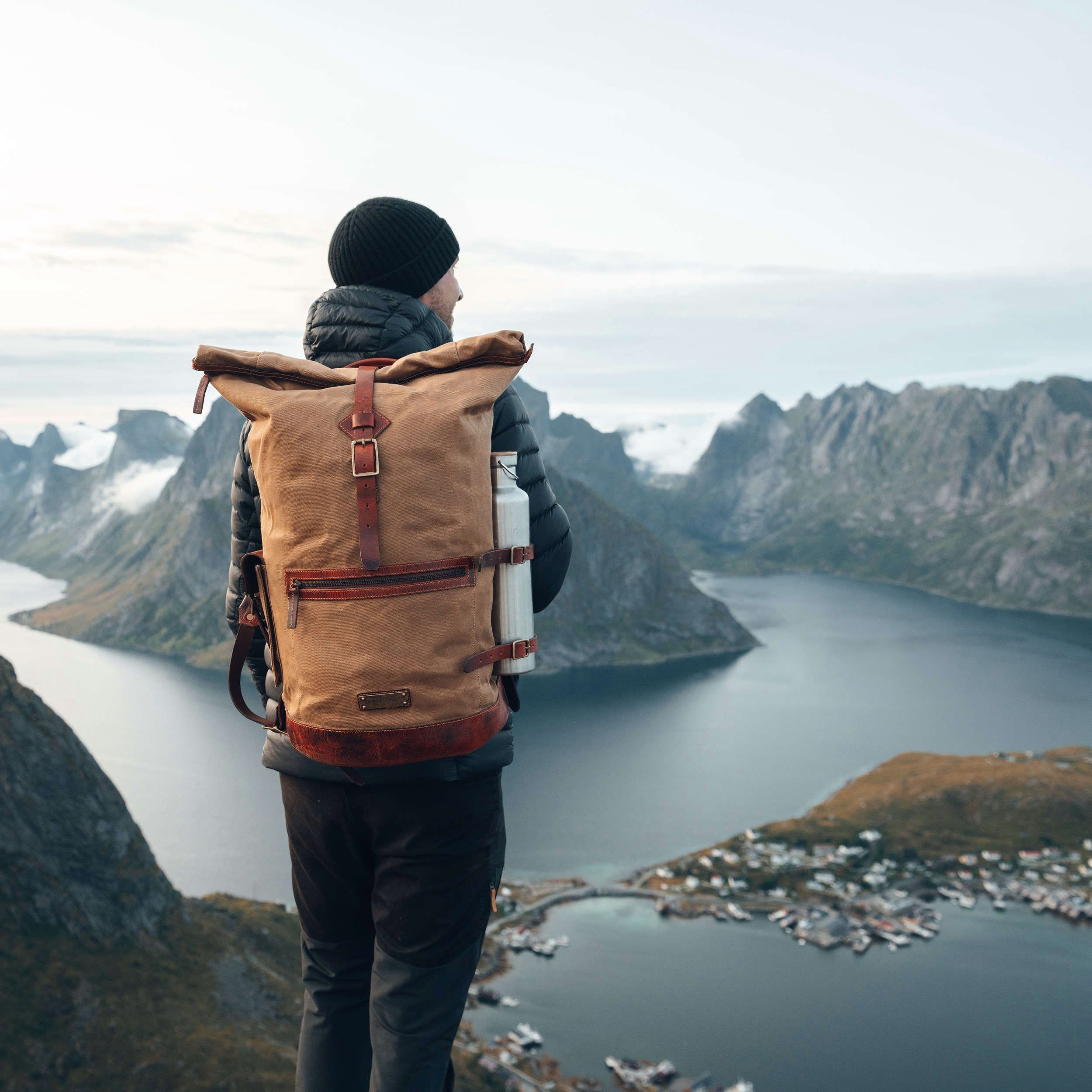 DRAKENSBERG Rucksack Seesack »Dale« Khaki-Sand, wetterfester großer Vintage Rucksack aus gewachstem Canvas und Leder