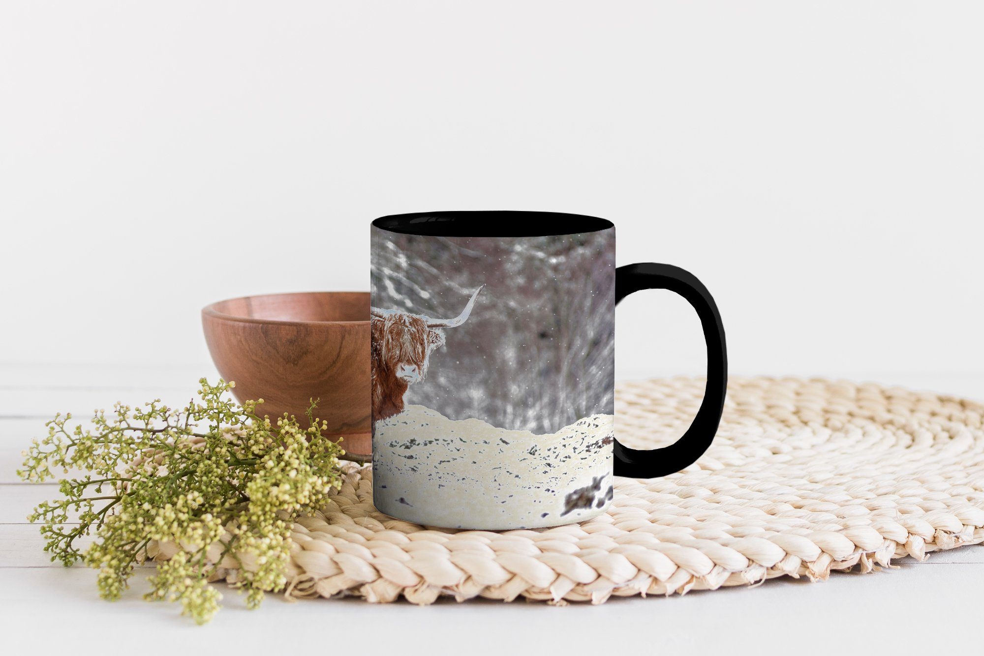 Keramik, Highlander Zaubertasse, MuchoWow Geschenk - Baum Teetasse, Schottischer Kaffeetassen, Schnee, - Tasse Farbwechsel,