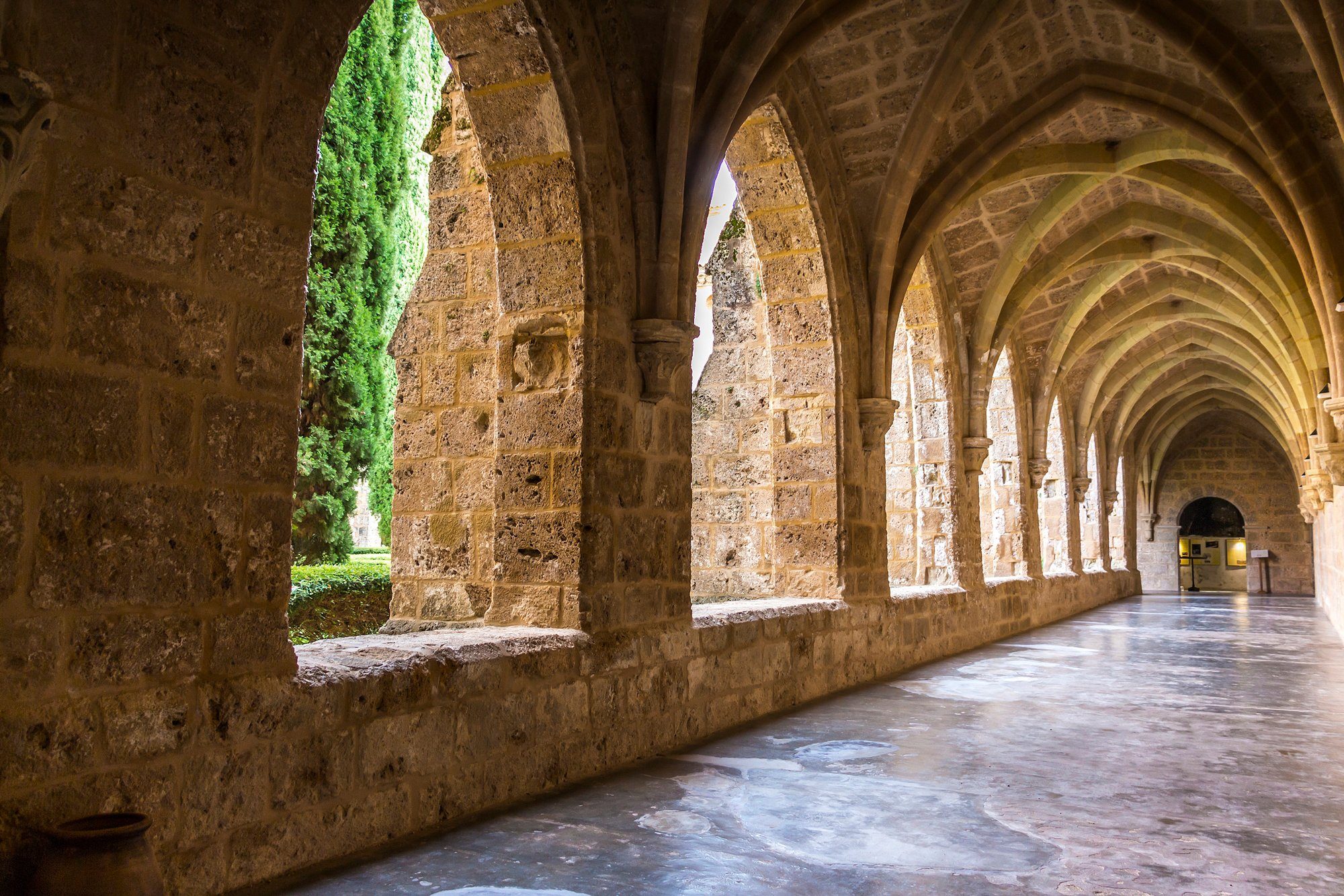 GARTEN Fototapete ARCHITEKTUR-ZARAGOZA Papermoon KLOSTER