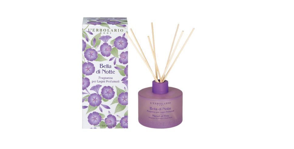 L´ERBOLARIO Raumduft Diffuser Bella di Notte (1-St., 1x Raumduftdiffuser + 7x Rattanstäbchen), Bella di Notte - Neu mit der Wunderblume
