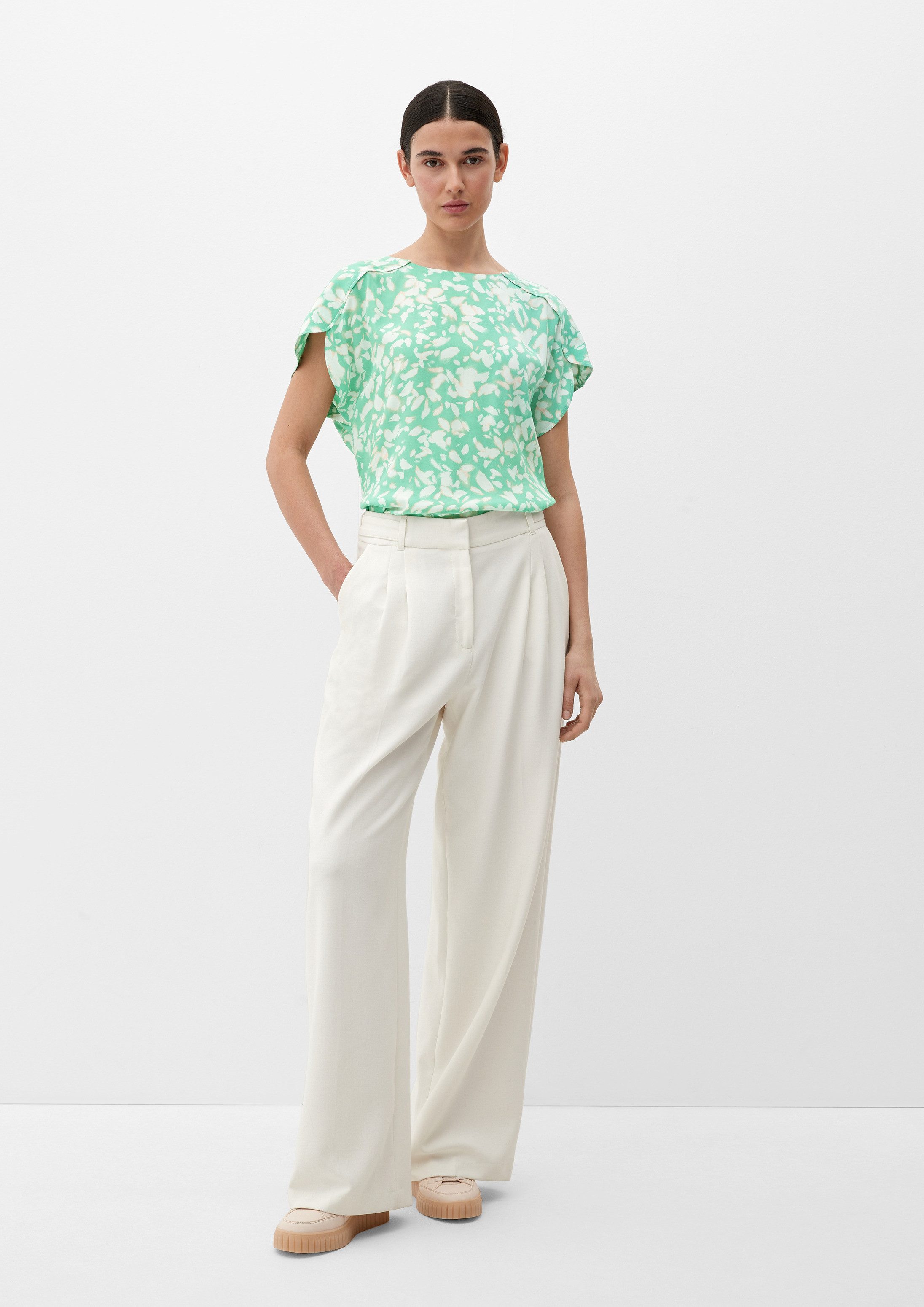 s.Oliver Kurzarmbluse Bluse Gemusterte Bluse im Loose Fit – Bild 5 von 5