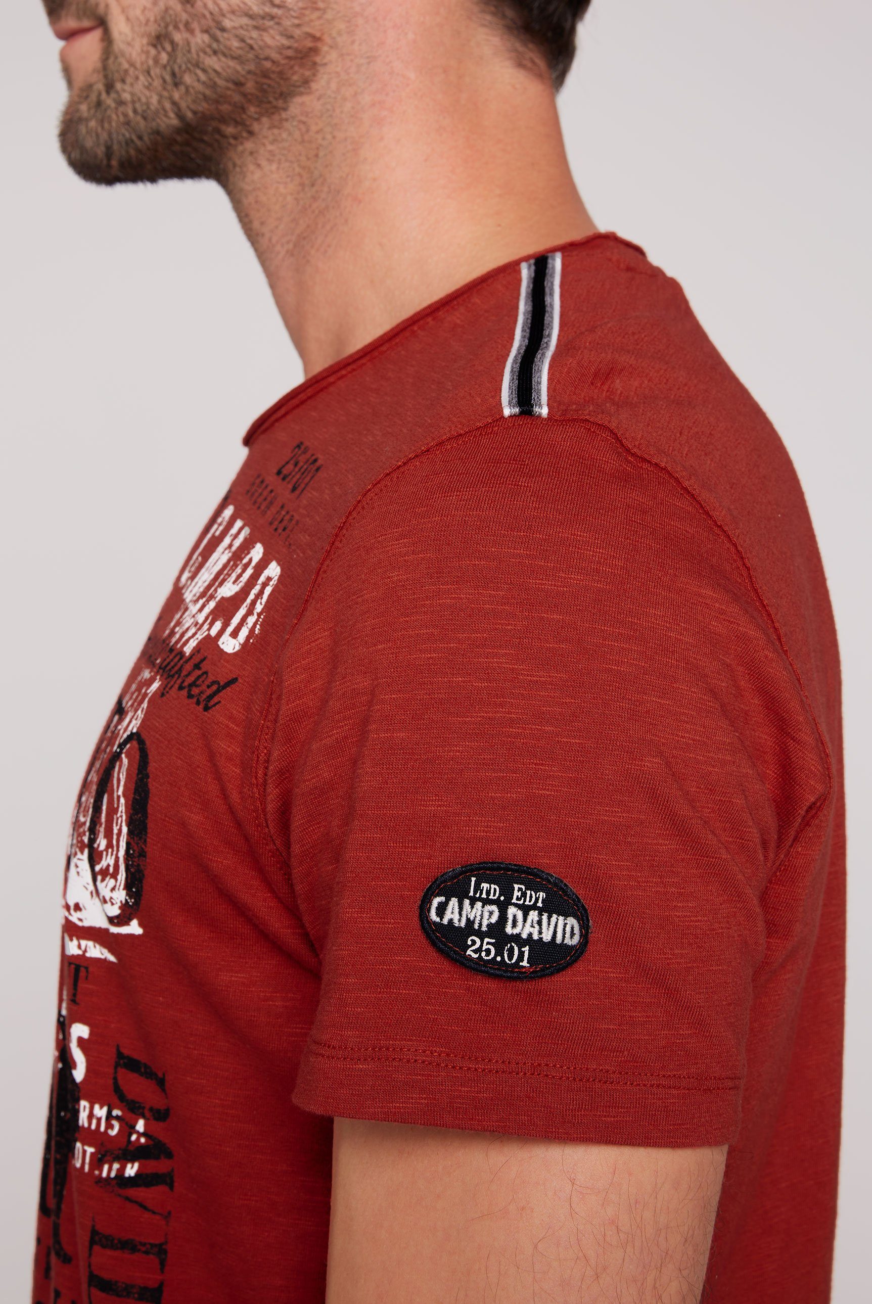 CAMP DAVID T-Shirt mit Logoprints red hinten vintage vorne und