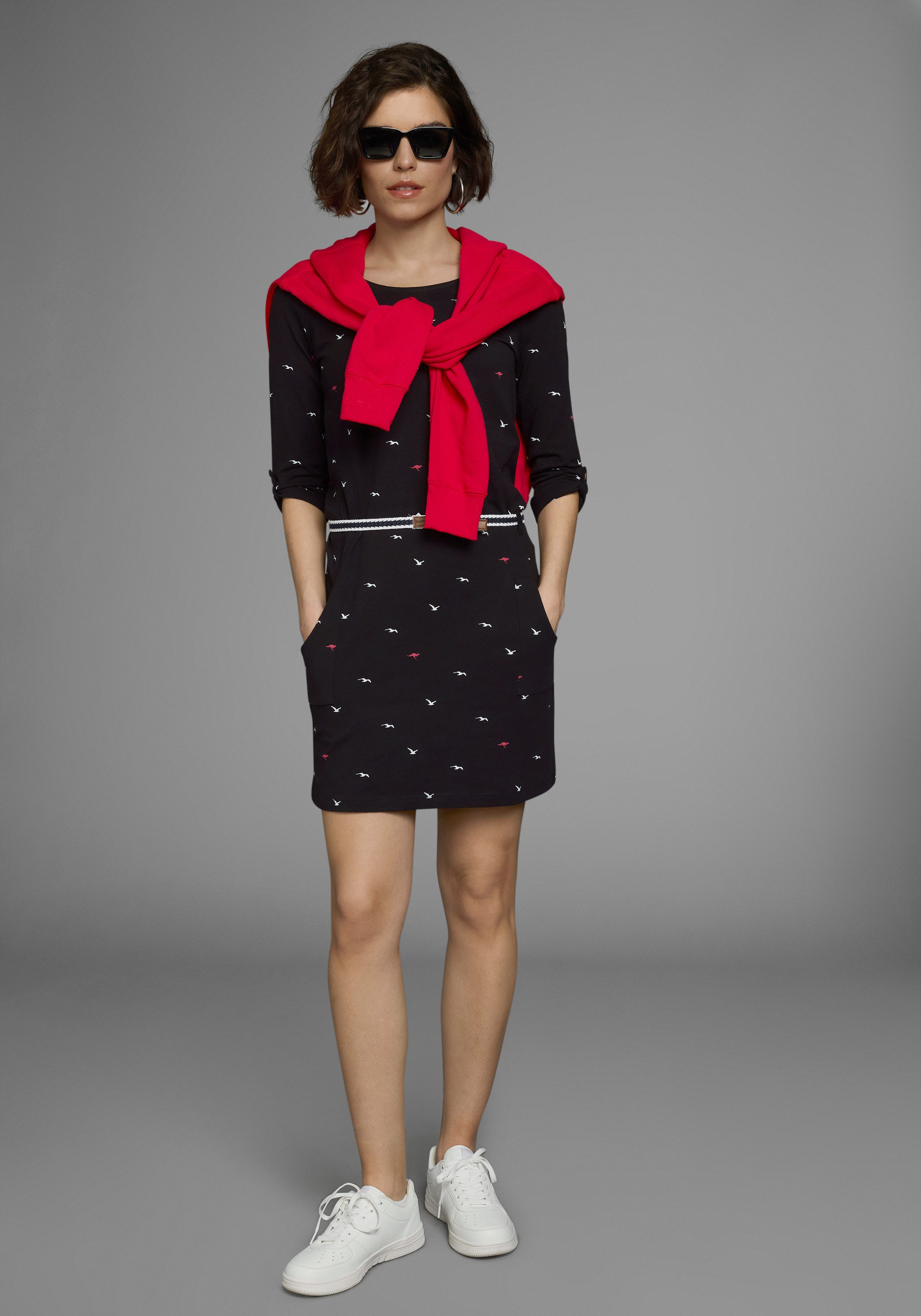 KangaROOS Jerseykleid (Set, mit abnehmbarem Gürtel) figurbetonte Passform, aus Baumwollmischung