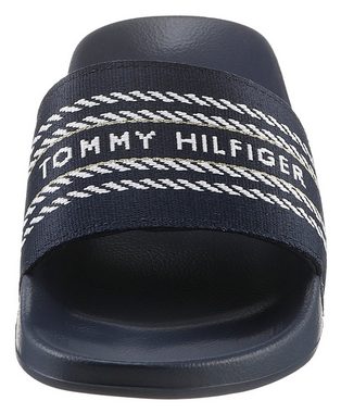 Tommy Hilfiger TOMMY WEBBING SLIDE Pantolette mit Logo auf der Bandage