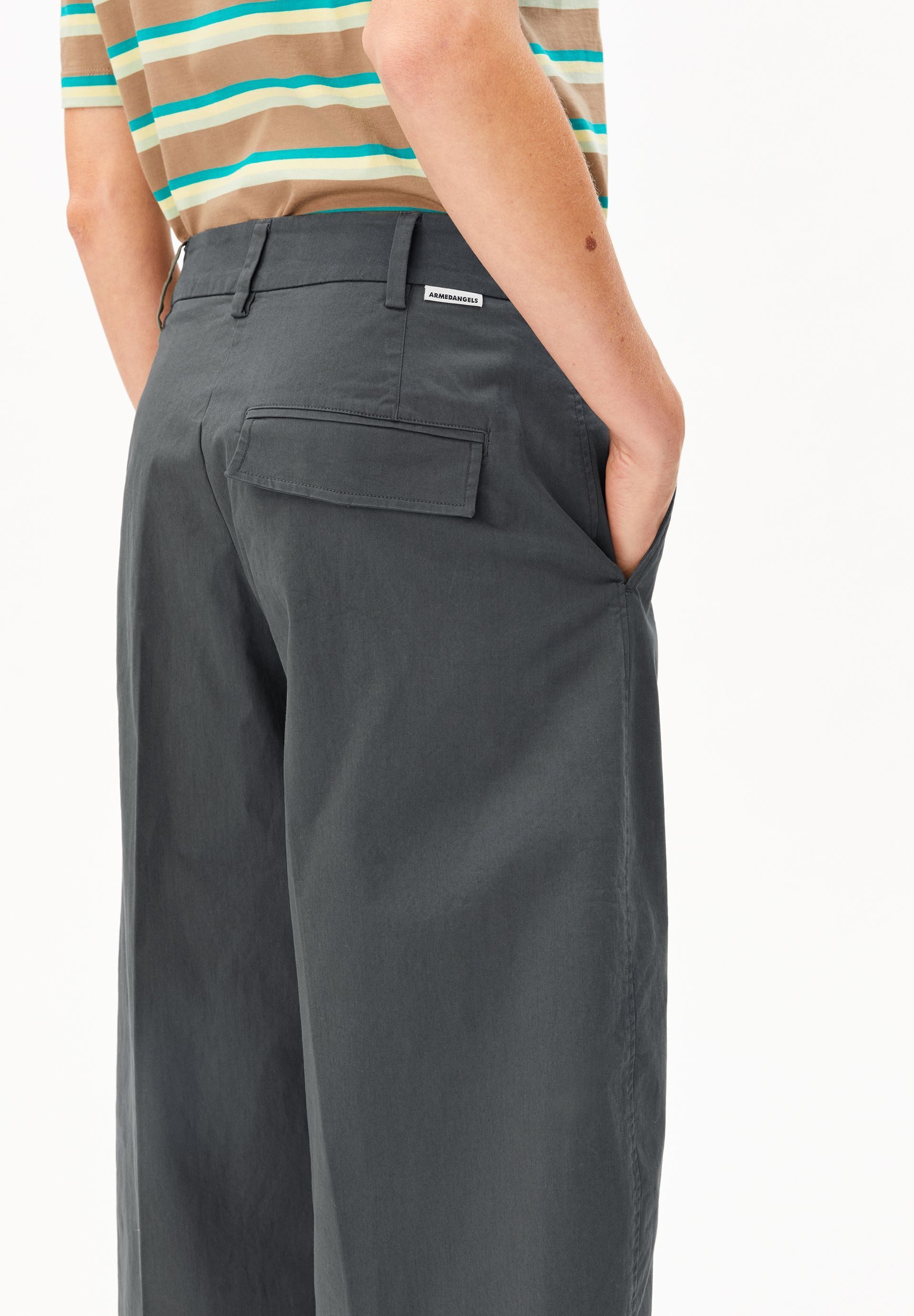 Armedangels Stoffhose BARREL TWILL Webhose aus Bio-Baumwoll Mix (Mid waist, Regular Fit)