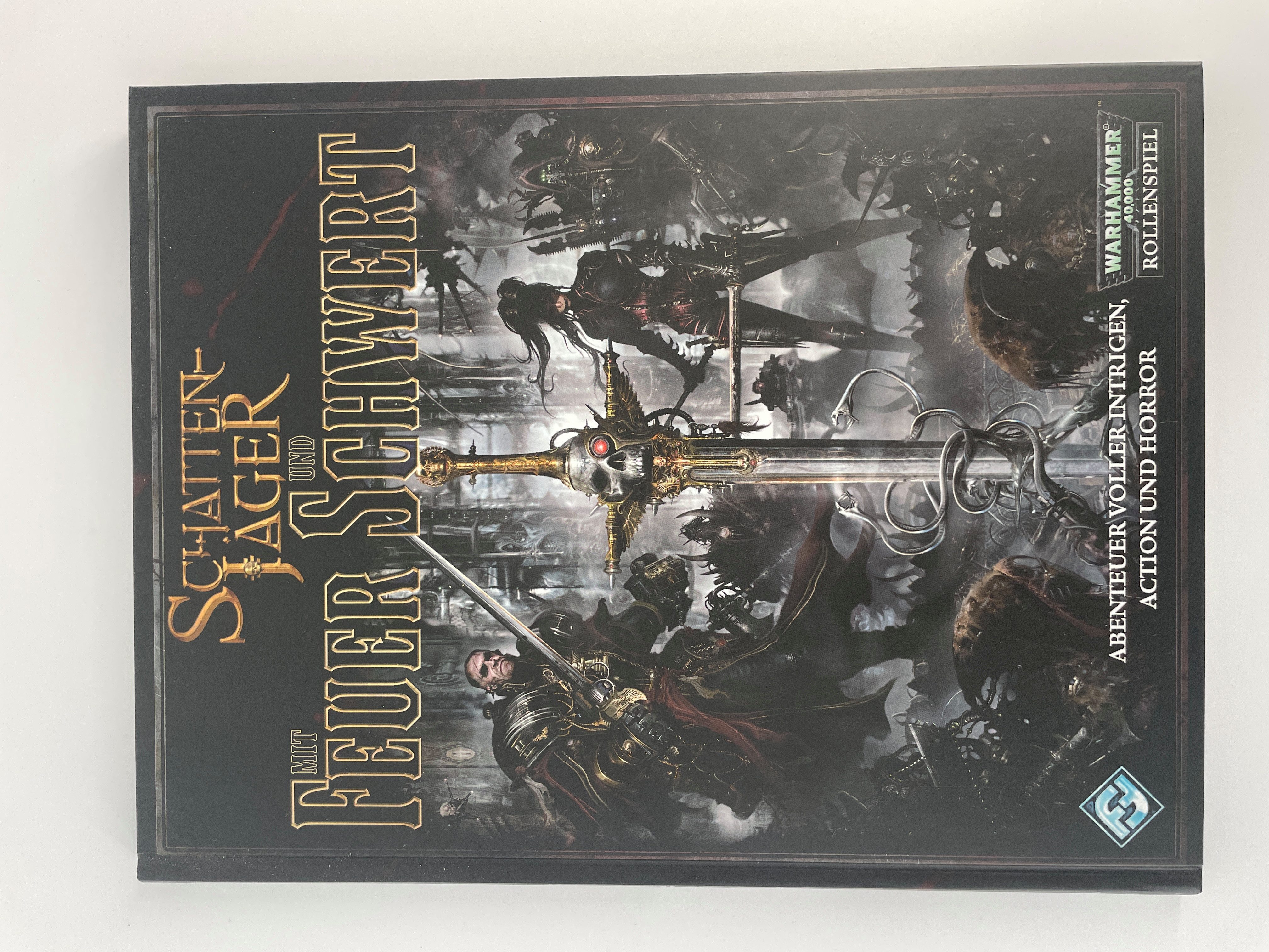 Games Workshop Spiel Schatten Jäger mit Feuer und Schwert