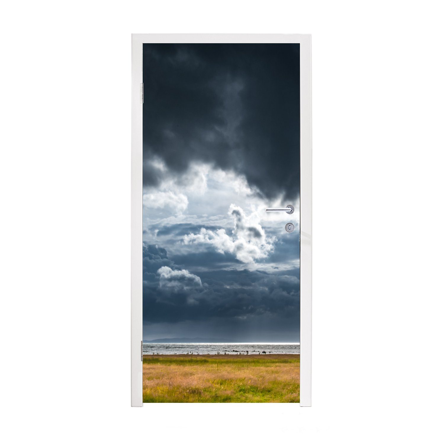 MuchoWow Türtapete Dunkle Wolken über einer grünen Landschaft, Matt, bedruckt, (1 St), Fototapete für Tür, Türaufkleber, 75x205 cm