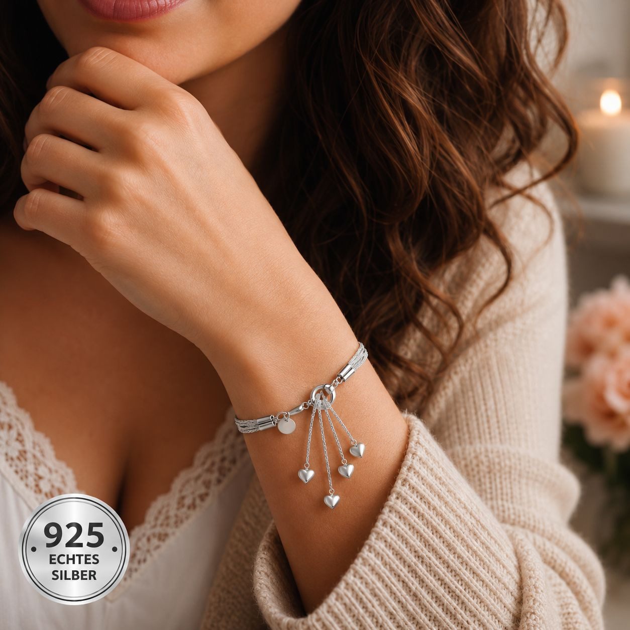 Taffstyle Silberarmband Damen Armband 925 Sterling Silber filigran mit 5 Herzen (Wunderschönes Filigranes Damen Armband Echt Silber mit kleinen Herzen)