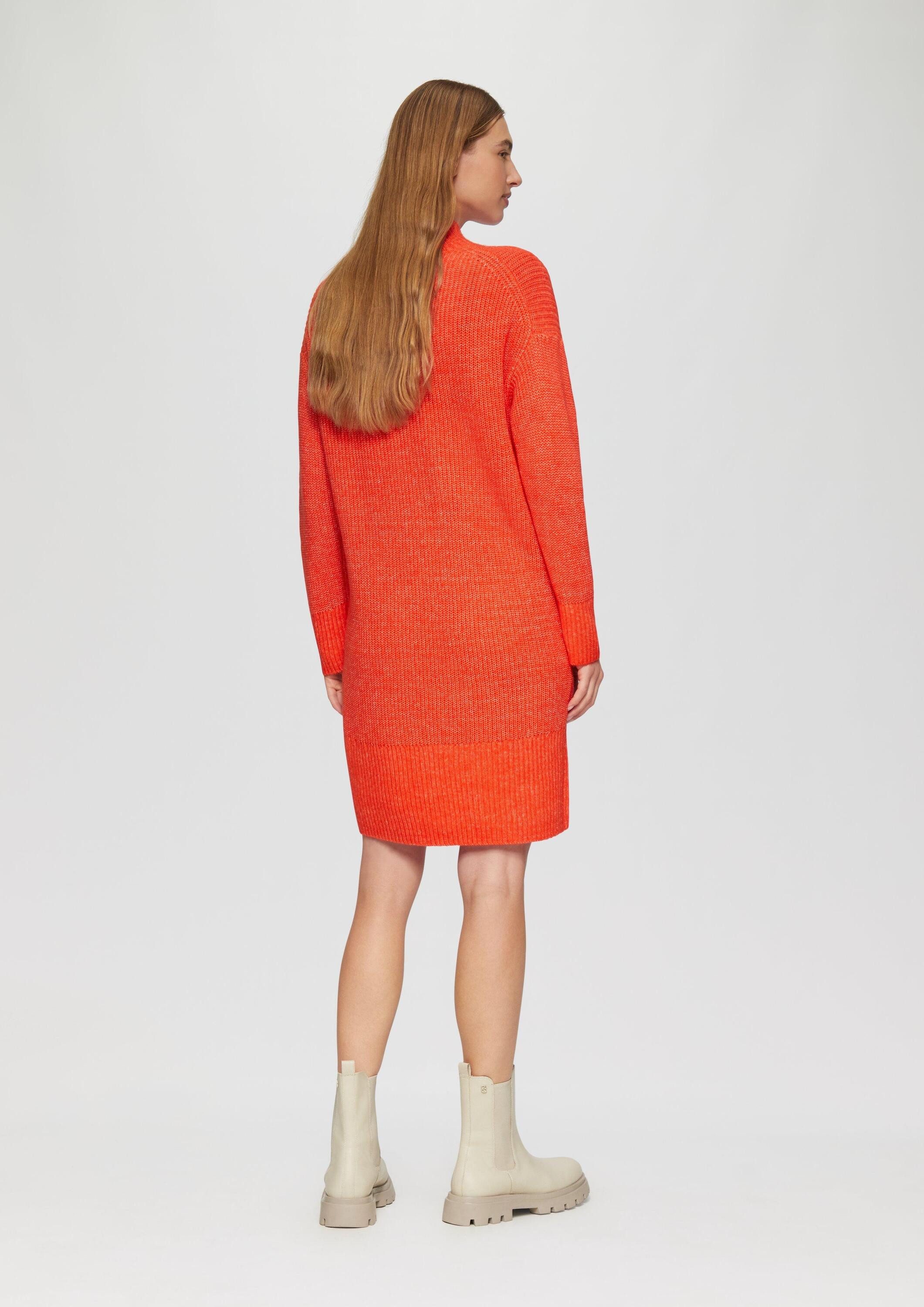 s.Oliver Minikleid Kleid Strickkleid mit Stehkragen und überschnittenen Schultern