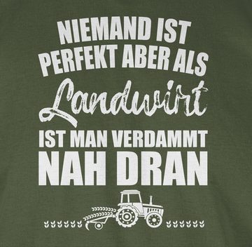 Shirtracer T-Shirt Niemand ist perfekt - Landwirt Landwirt Geschenk Bauer
