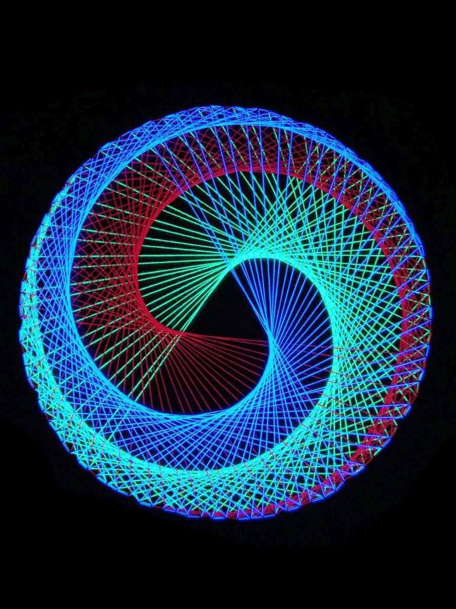 UV-aktiv, StringArt leuchtet Spirale Black", Dekoobjekt Fadendeko "Neon Circle unter 50cm, Schwarzlicht 2D PSYWORK Schwarzlicht