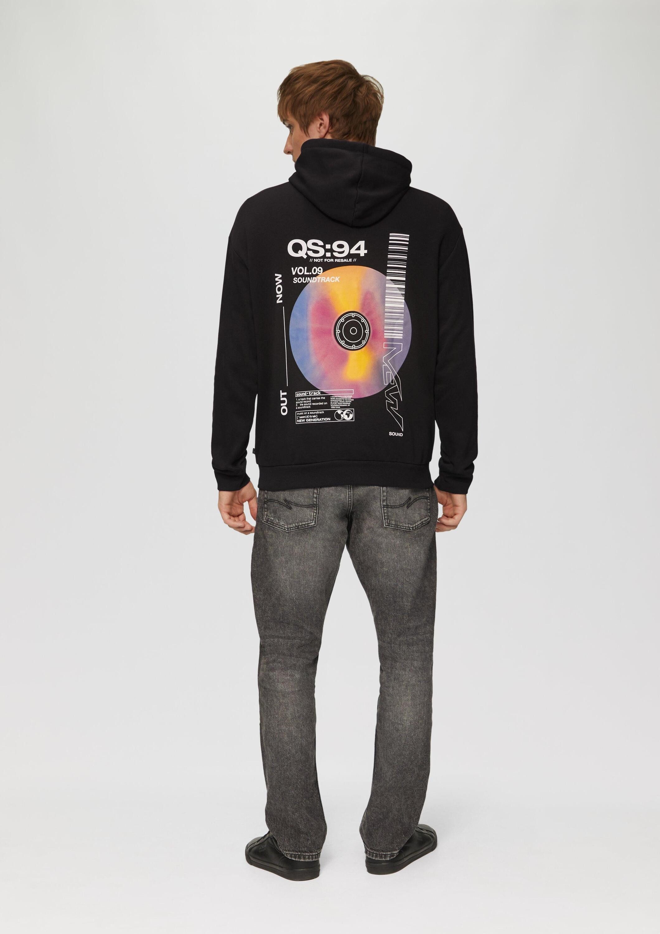QS Sweatshirt Sweatshirt Kapuzensweatshirt mit Front- und Rückenprint