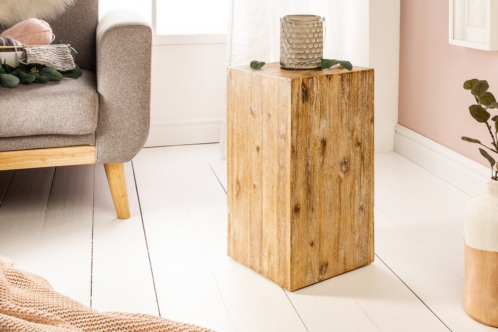riess-ambiente Beistelltisch COLUMNA 50cm natur/teakgrau - Akazie, gekälkt, Massivholz, Dekoration (Einzelartikel, 1-St), Natürliche Dekosäule im Shabby Chic Look - ideal für Wohn- & Esszimmer