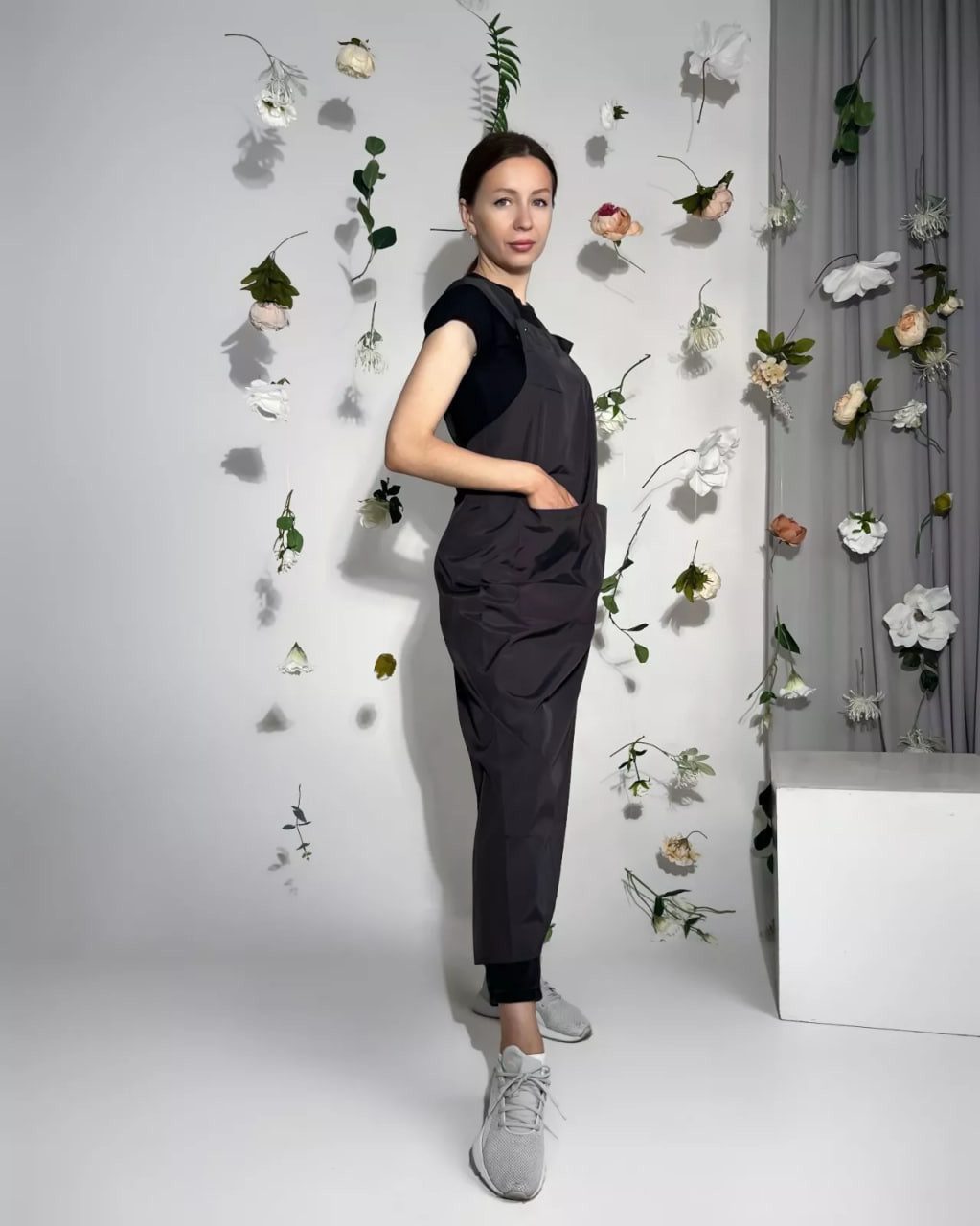 STM Company Kittelschürze Friseurschürze Dress, Elegante Berufsschürze im Abendkleid-Design