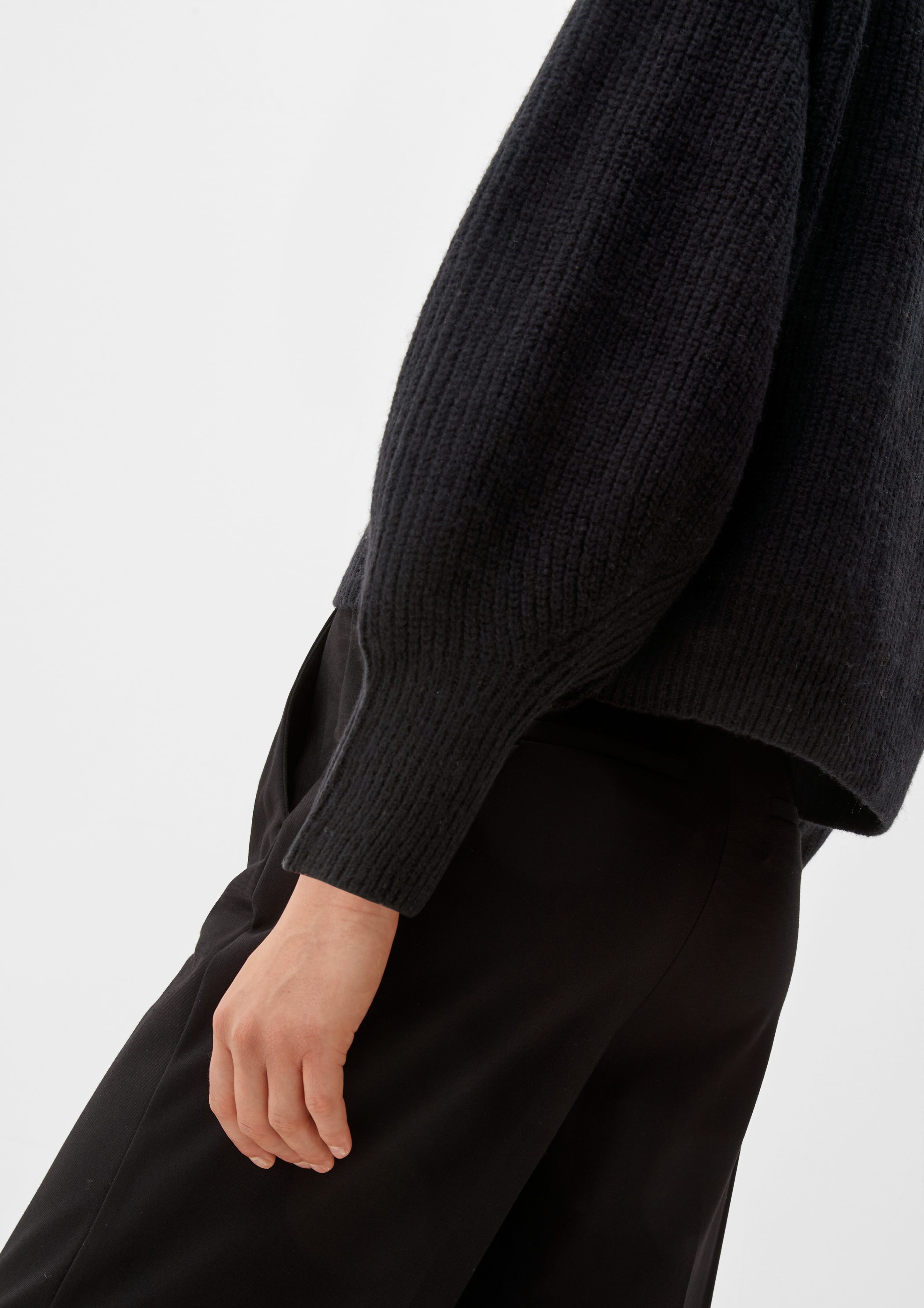 Pullover schwarz aus Strickpullover Wollmix s.Oliver