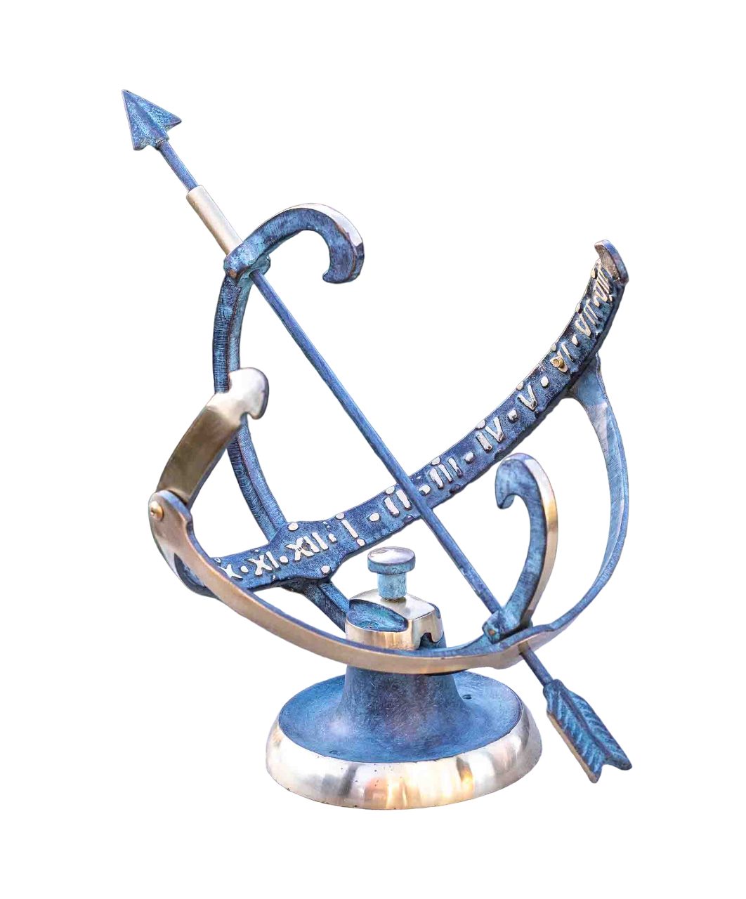 IDYL Gartenfigur IDYL Outdoor Zeitmesser aus Bronze "Sonnenuhr", Werden im Wachsausschmelzverfahren in Bronze gegossen Hand patiniert.