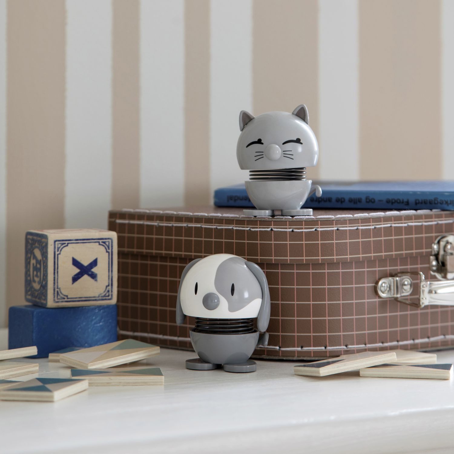 HOPTIMIST Dekofigur Cat Light Grey günstig online kaufen